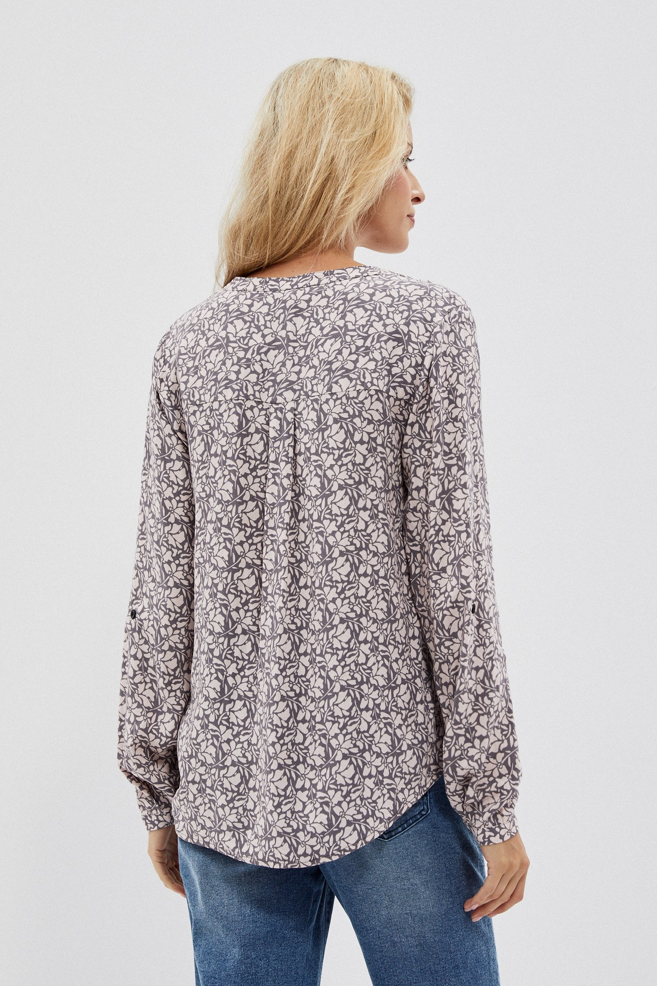 Floral print blouse