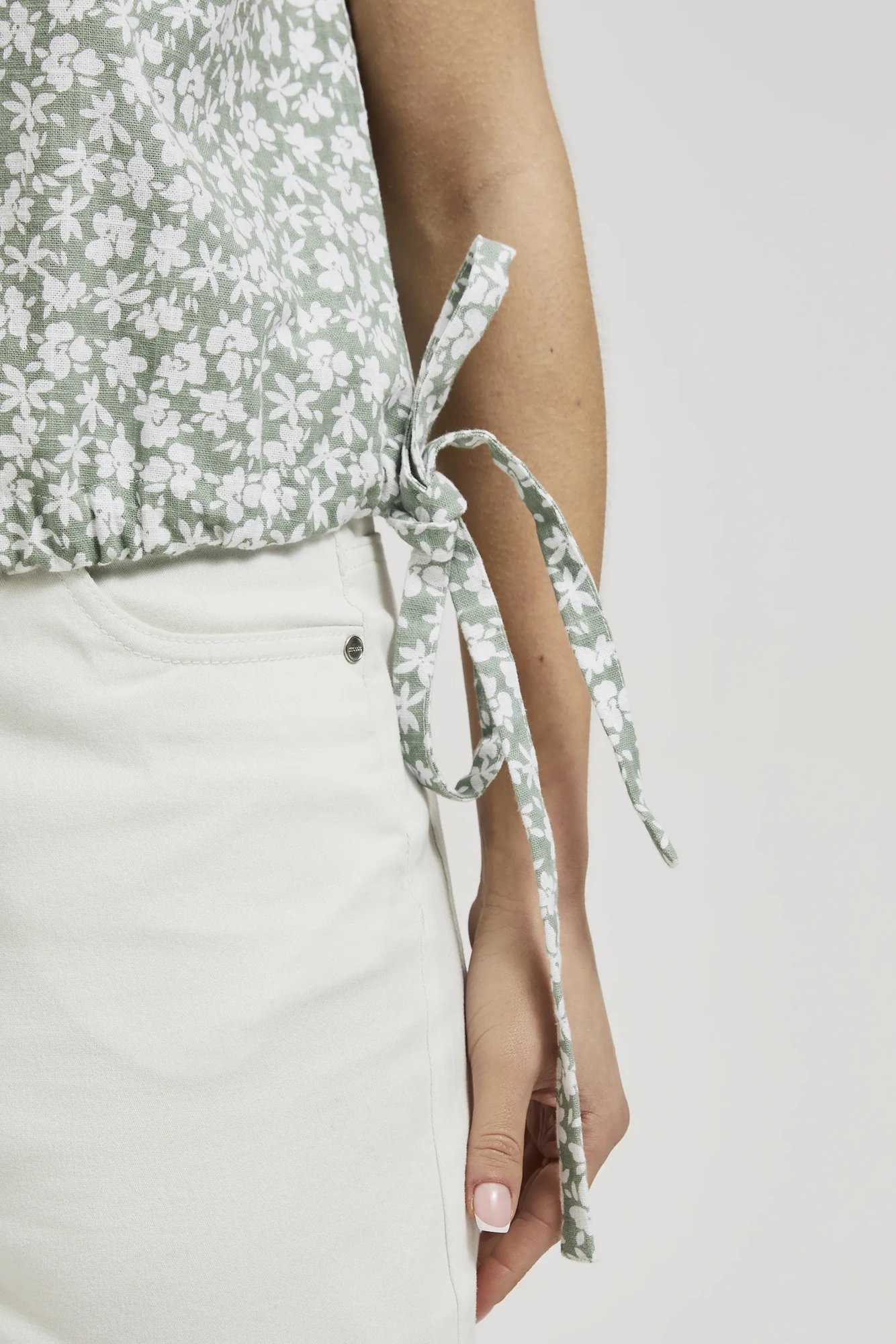 Women's patterned shirt MOODO - olive