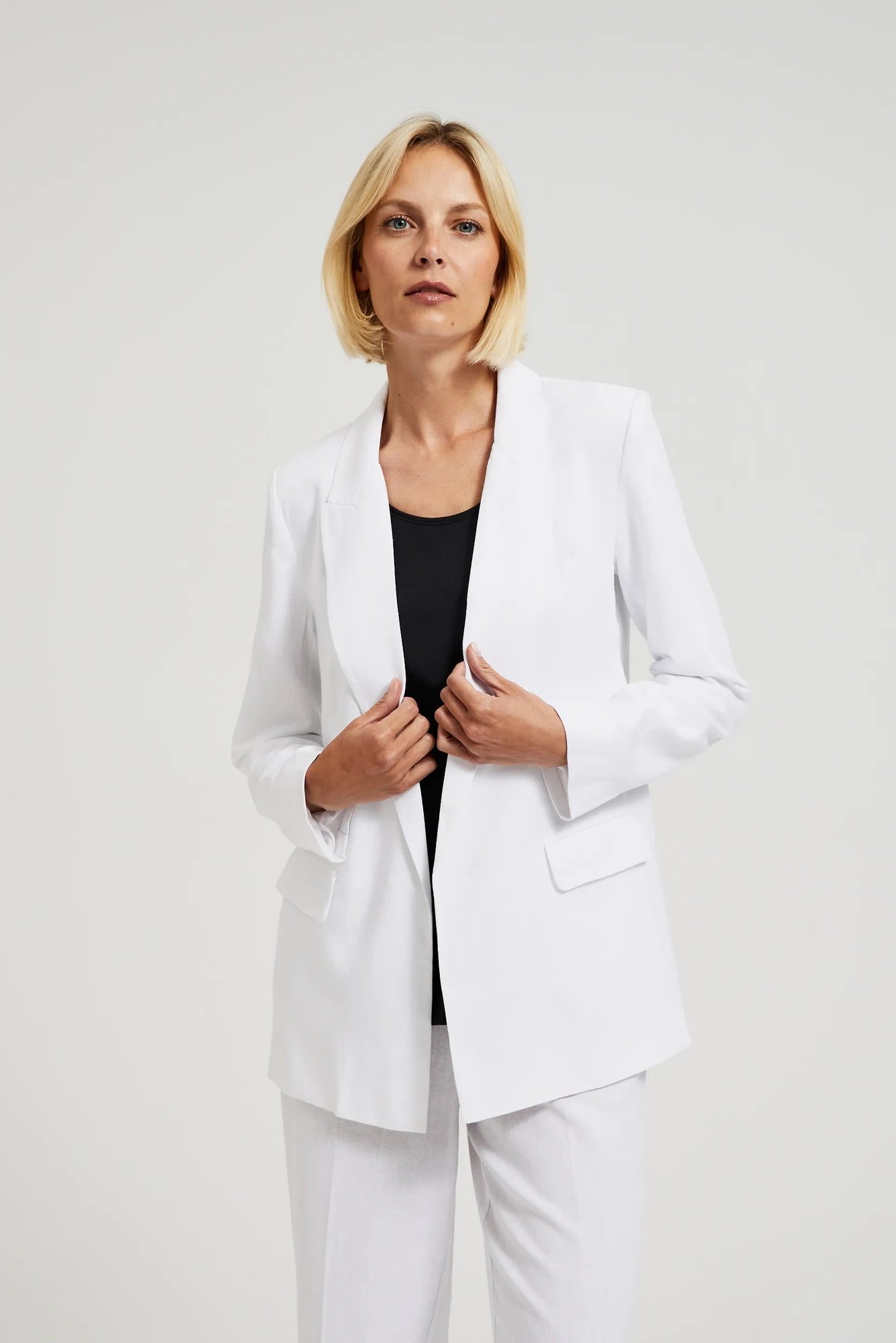 Women&#039;s linen jacket MOODO - white