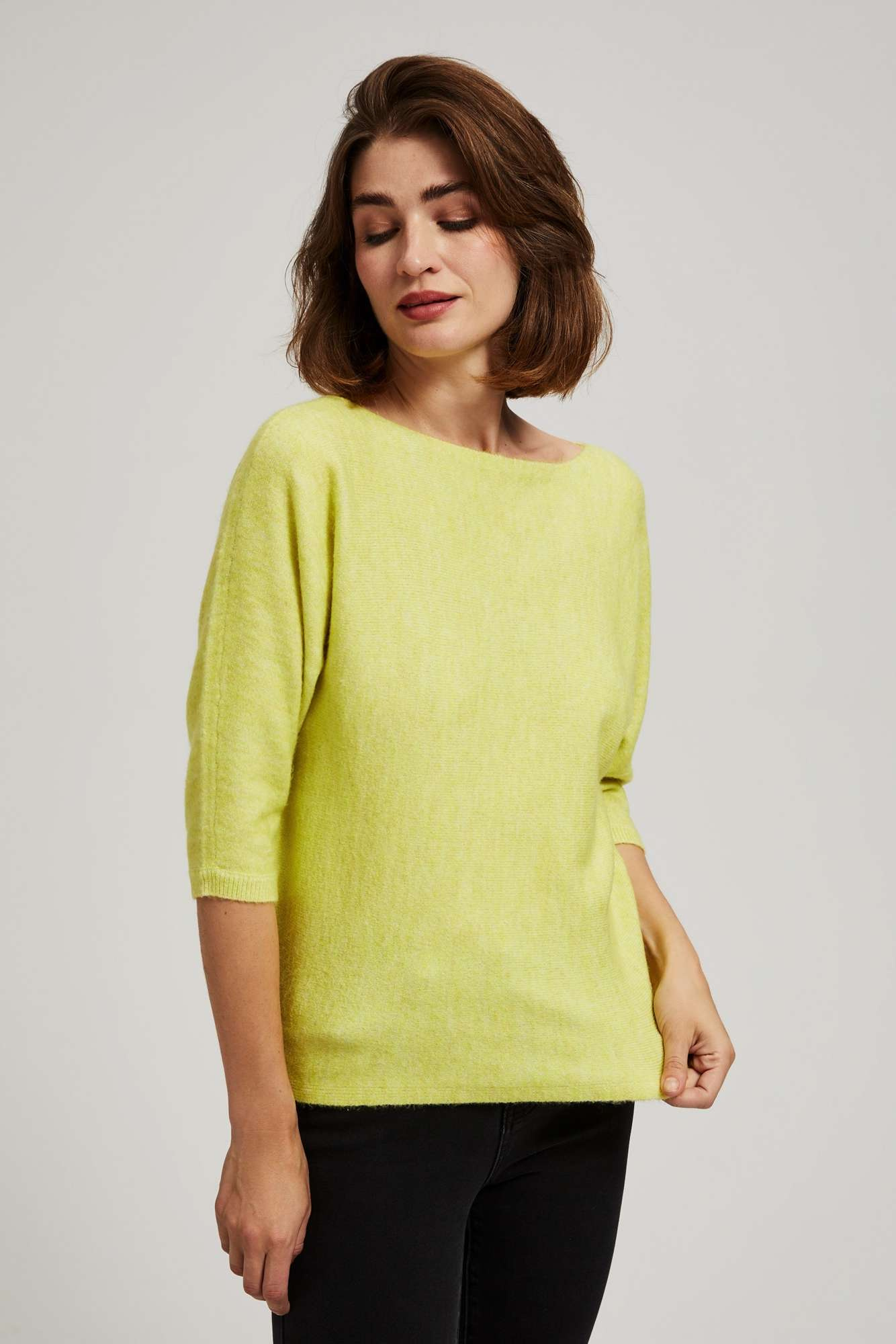 Sweater with 3/4 sleeves