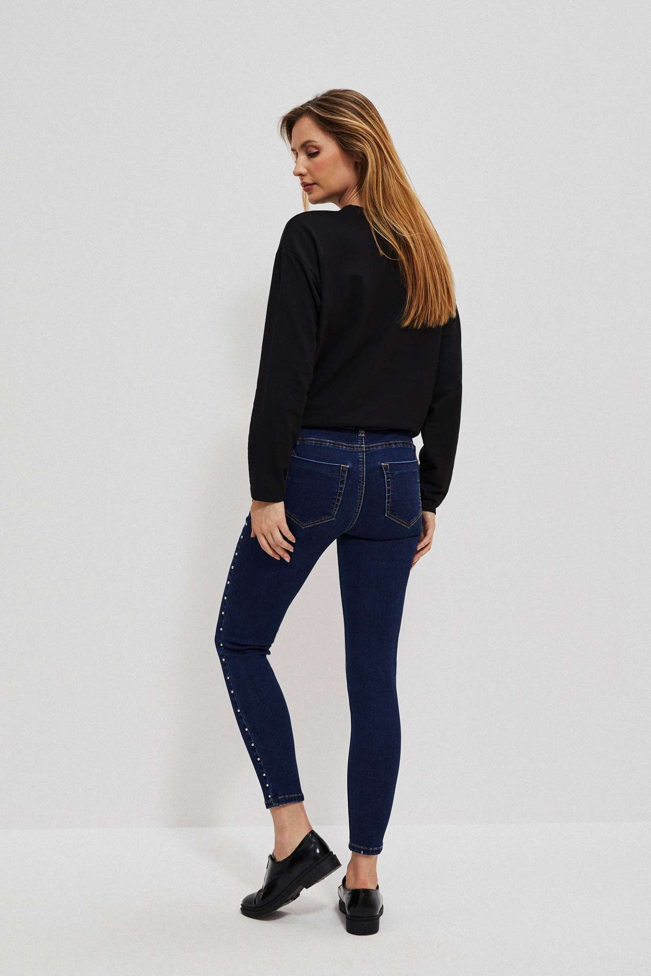 Blugi skinny cu strasuri