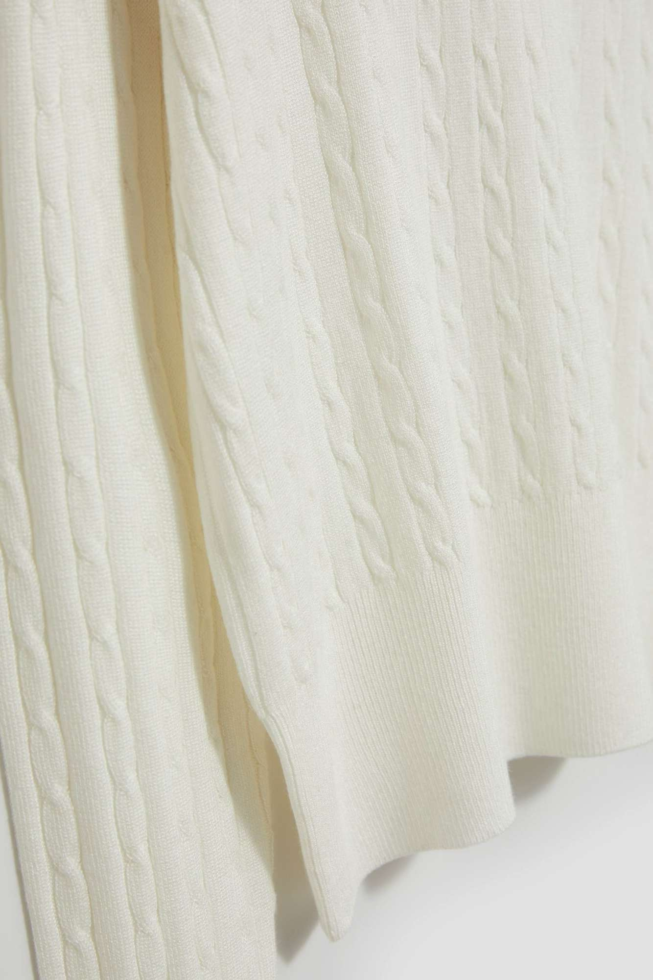 Marisse Thin Turtleneck Sweater, Pearl