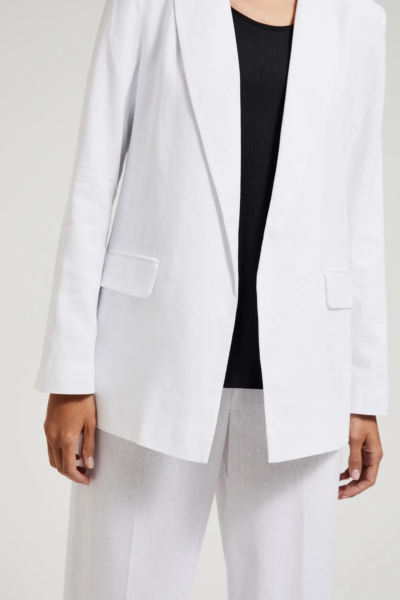 Women&#039;s linen jacket MOODO - white