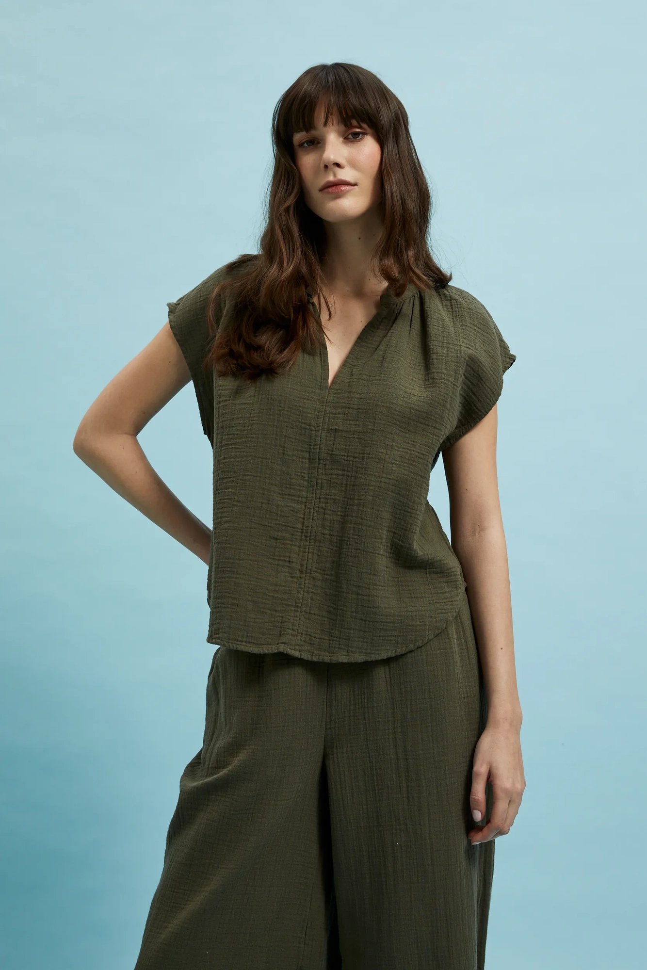 Women&#039;s blouse MOODO - olive