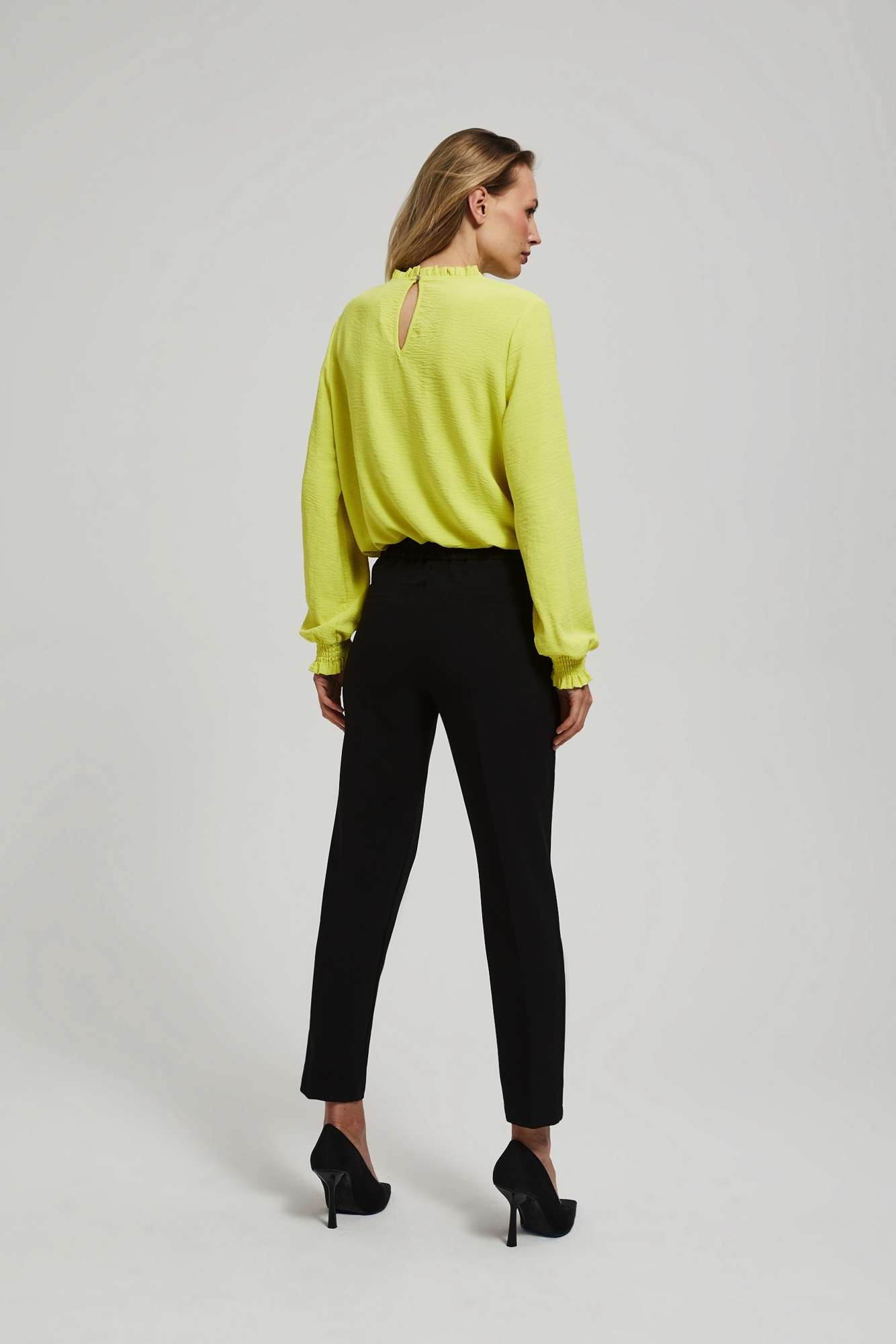 Wrinkled 7/8 leg trousers