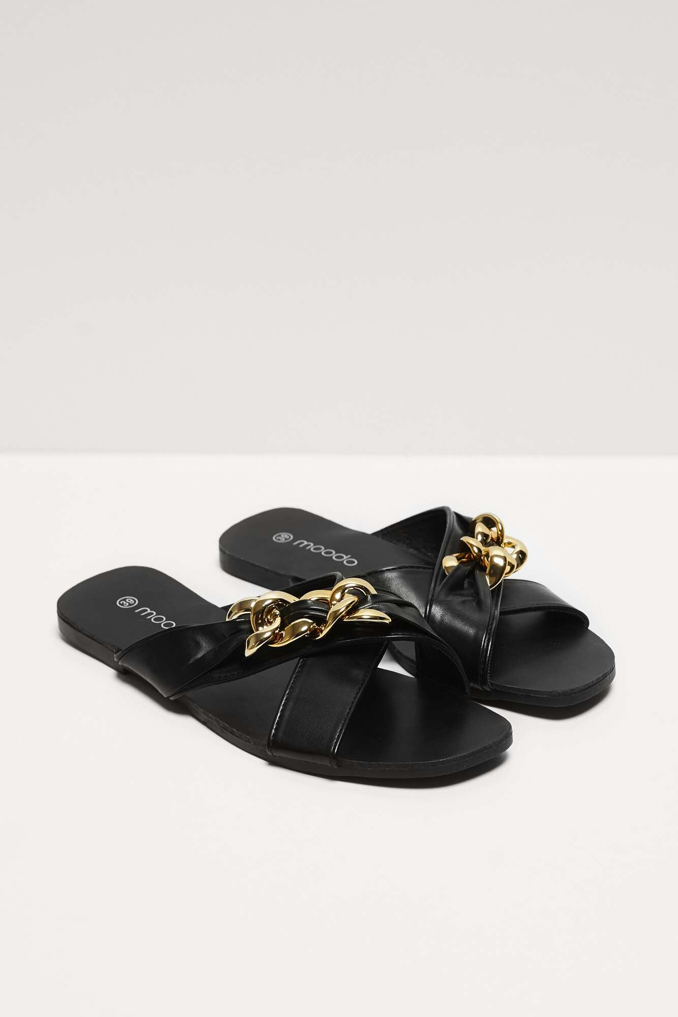 Șlapi de damă Moodo