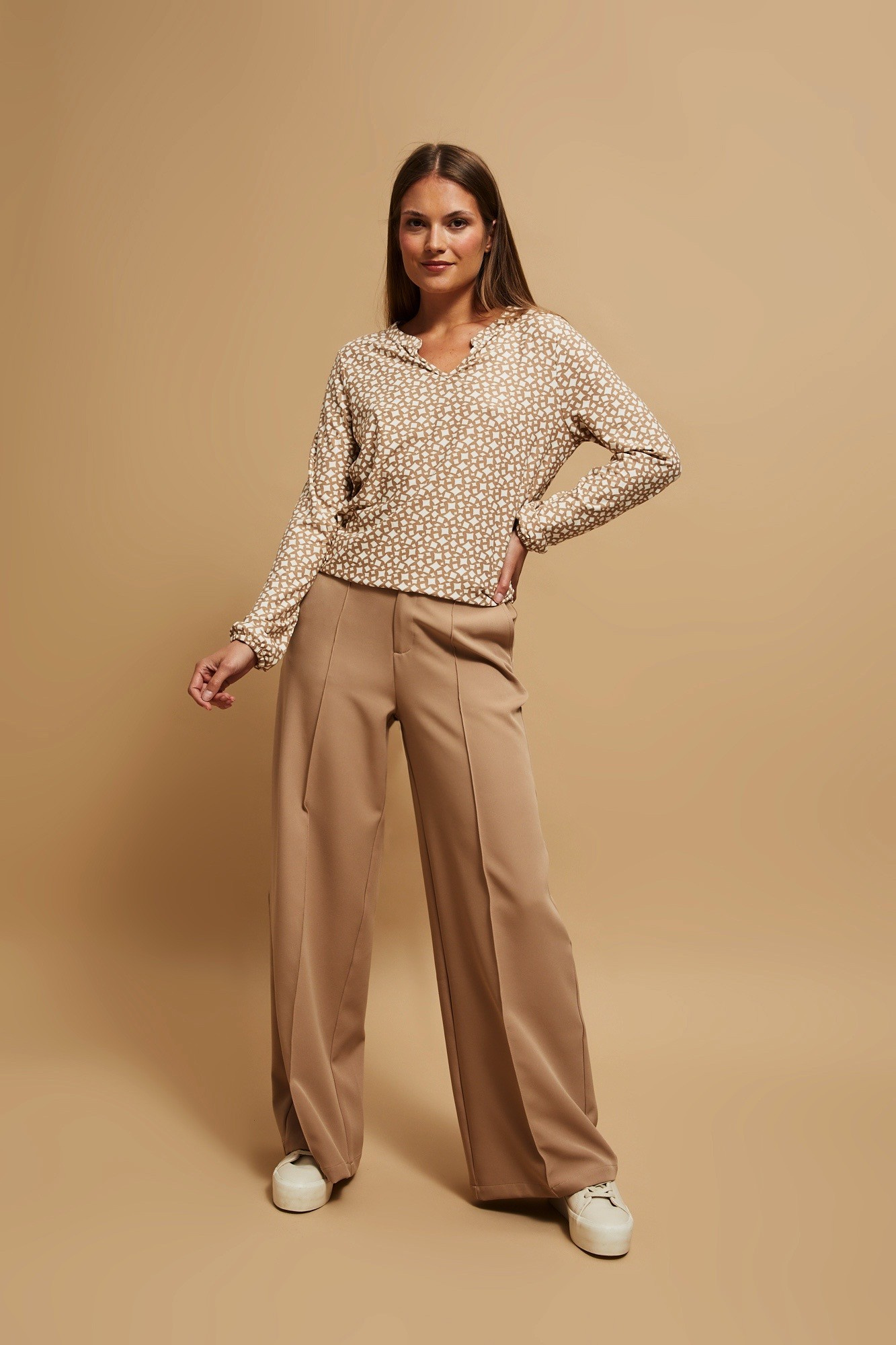 Patterned blouse with V-neck