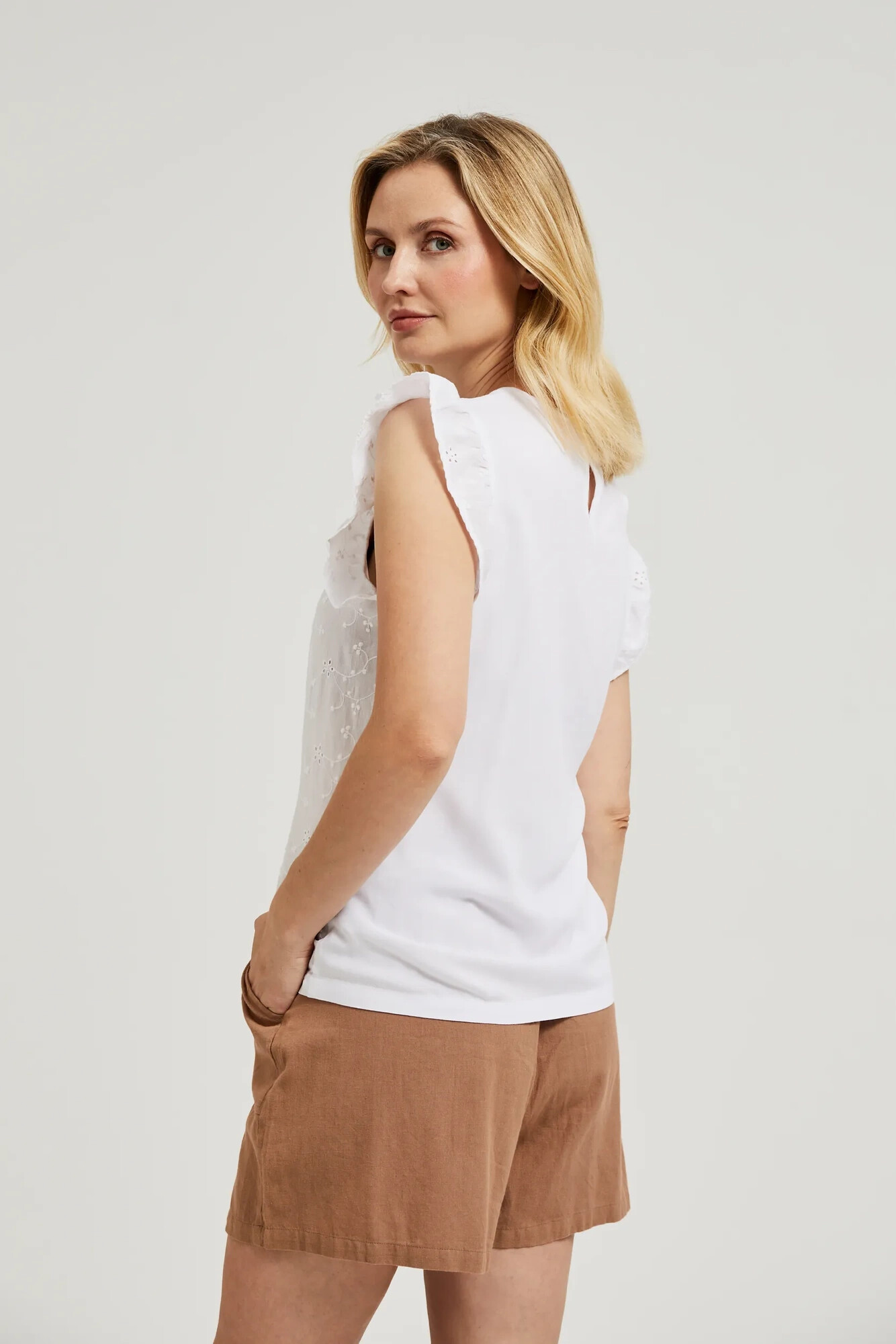 Women's blouse with gathering MOODO - white