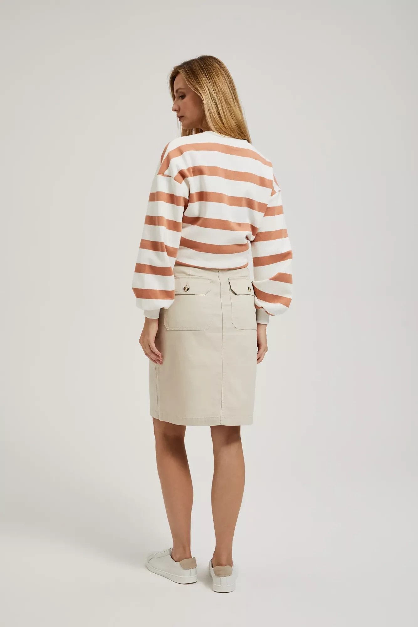 Beige women&#039;s skirt