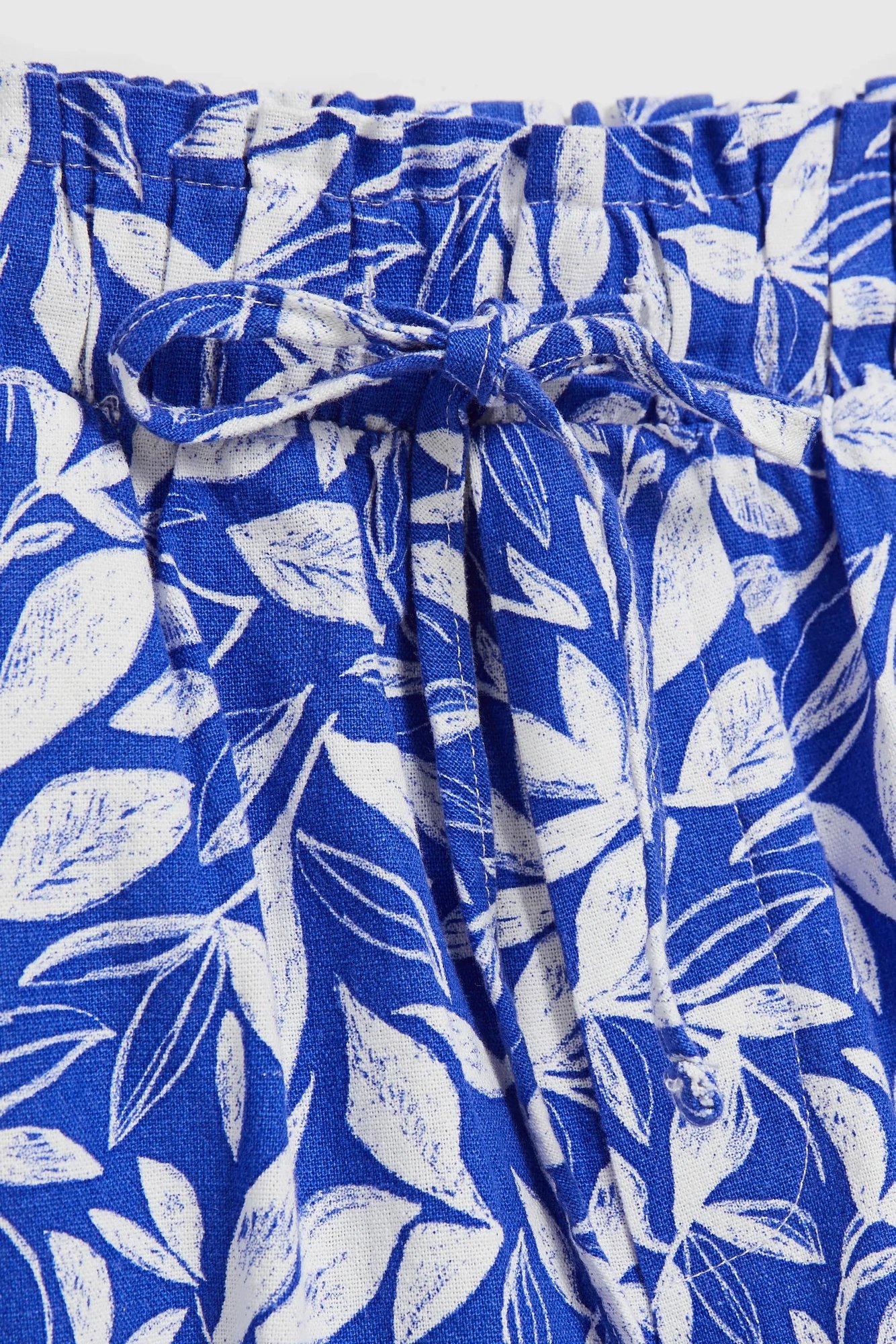 Women&#039;s shorts MOODO - light blue