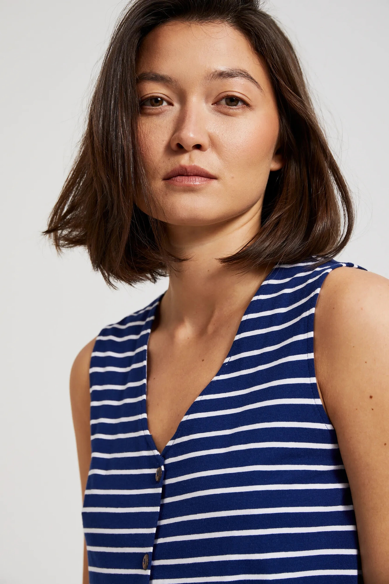 Women's top with tie MOODO - white/blue