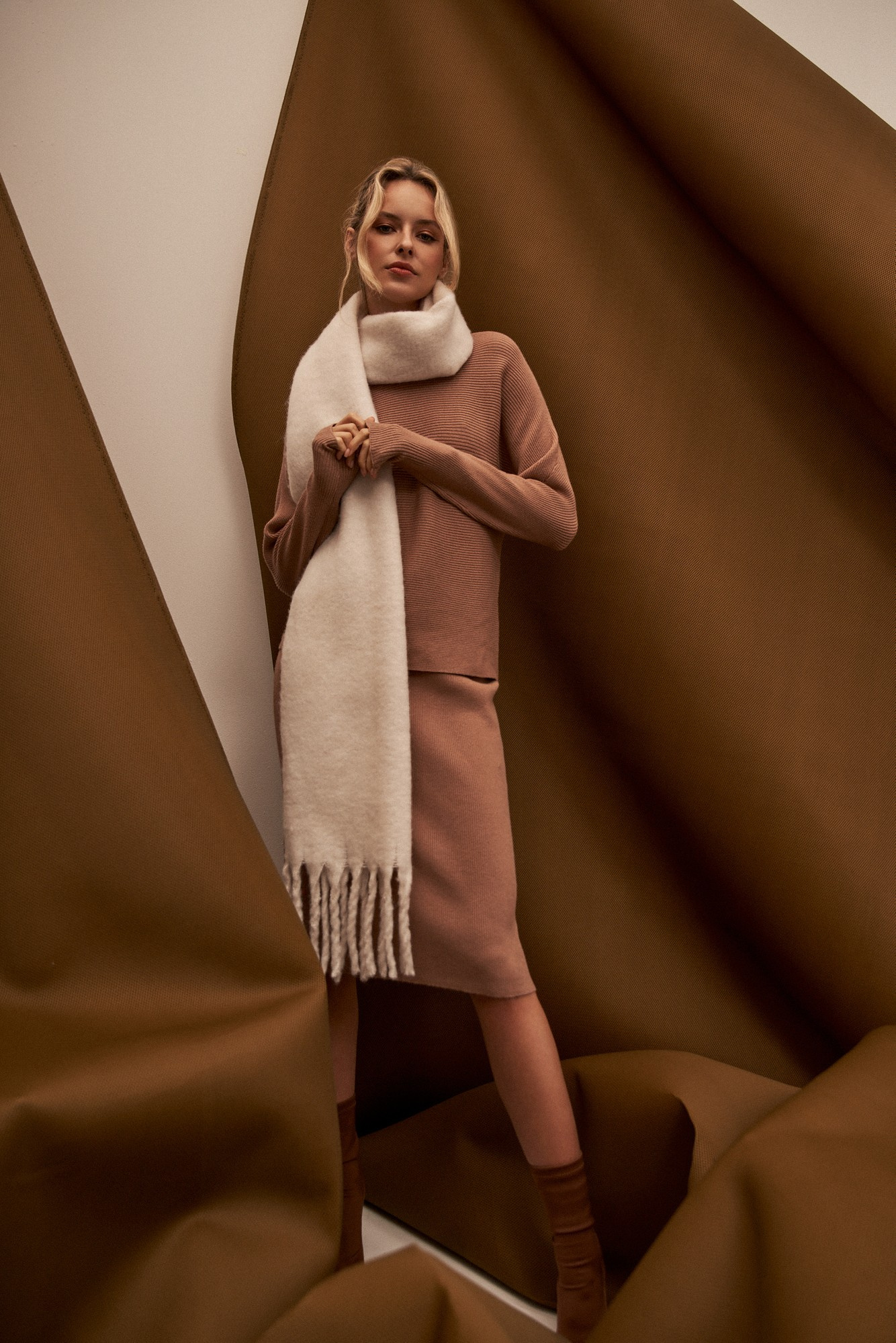 Pencil skirt - beige