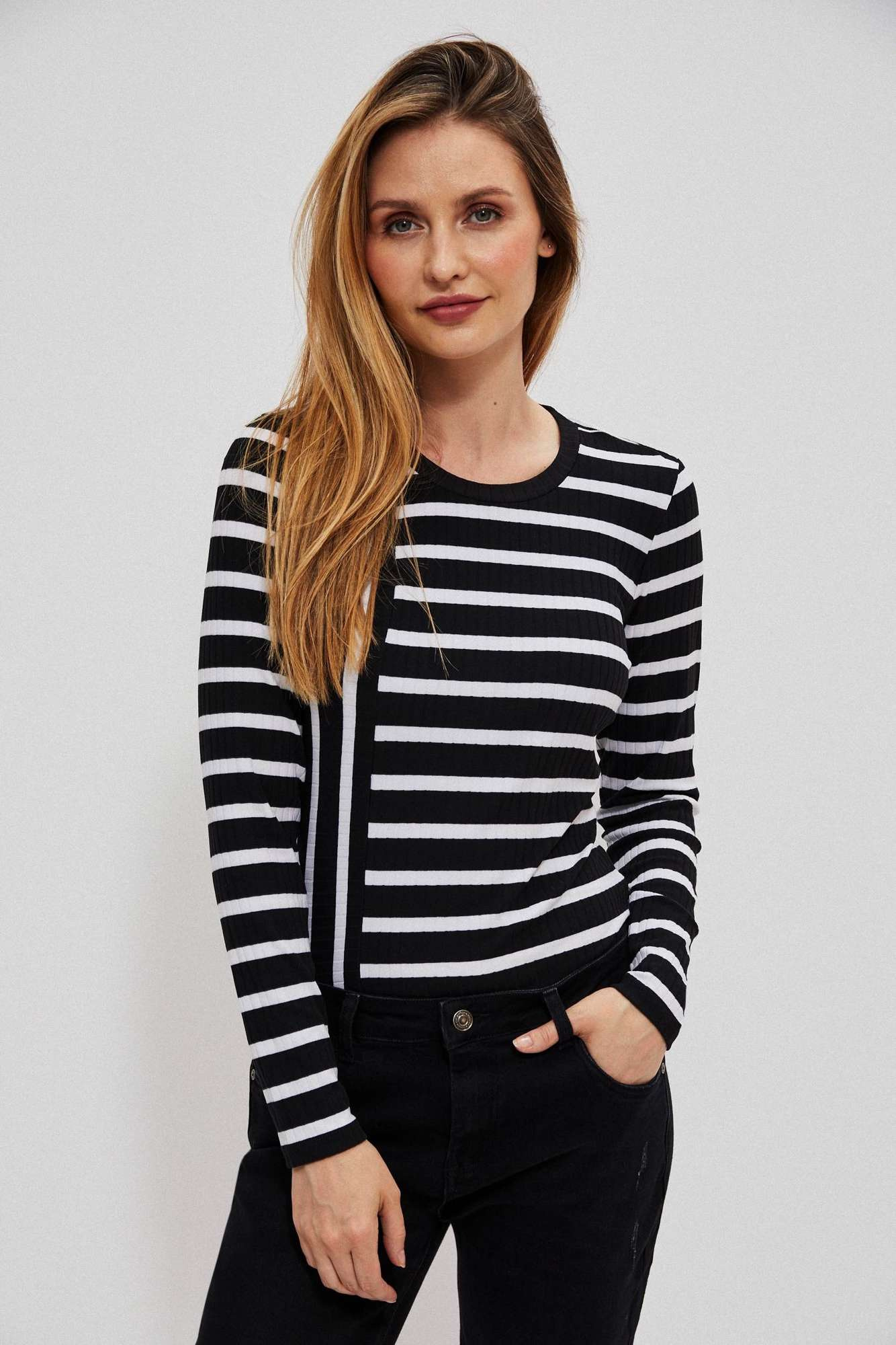 Fitted striped blouse