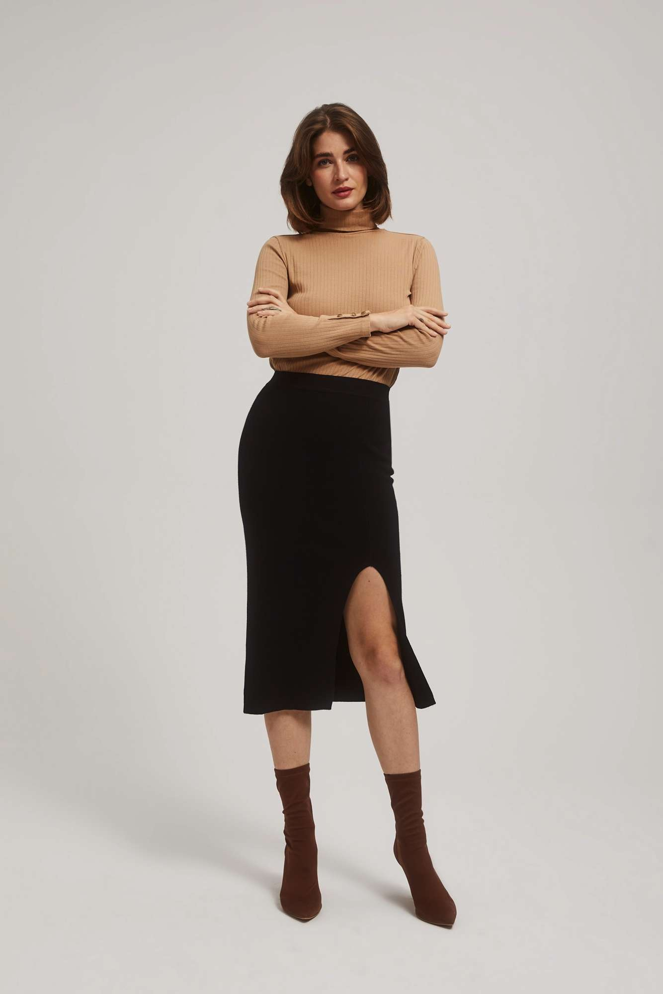 Pencil skirt with slit