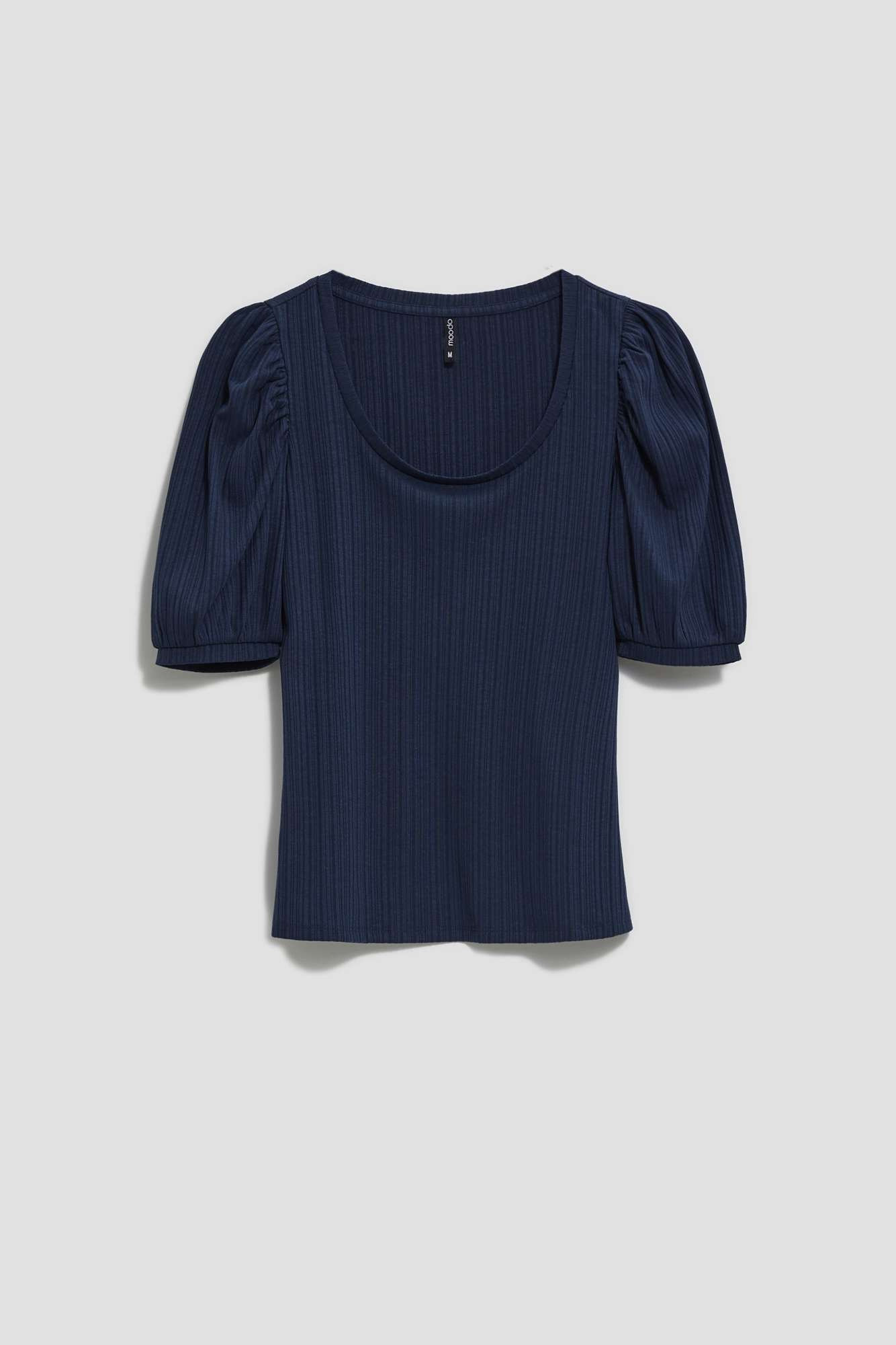 Blouse with puff sleeves