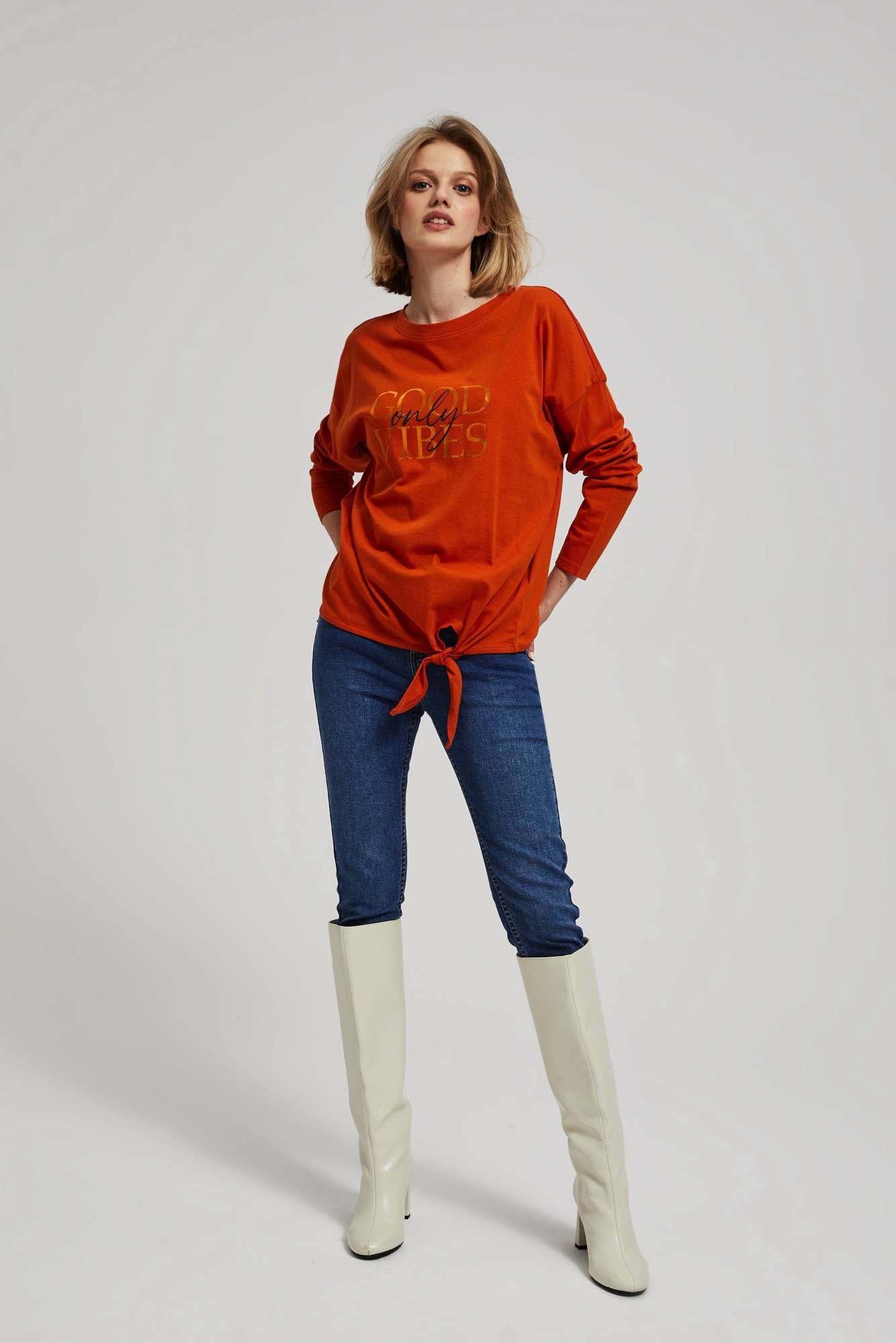 Blouse with inscription and tie