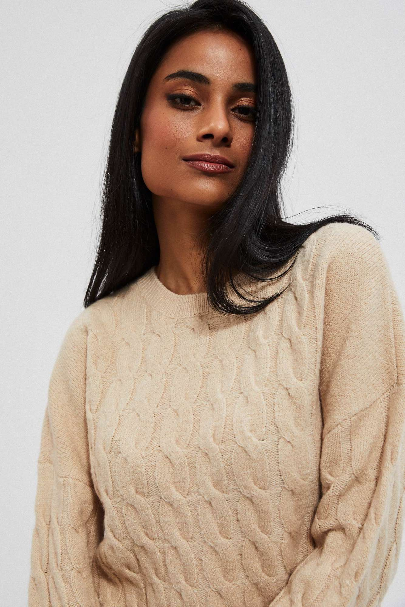 Sweater with decorative knit - beige