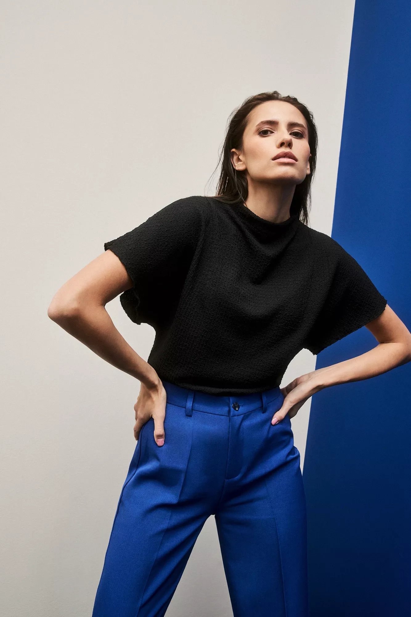 Marisse Elegant Blouse With Wide Sleeves, Black