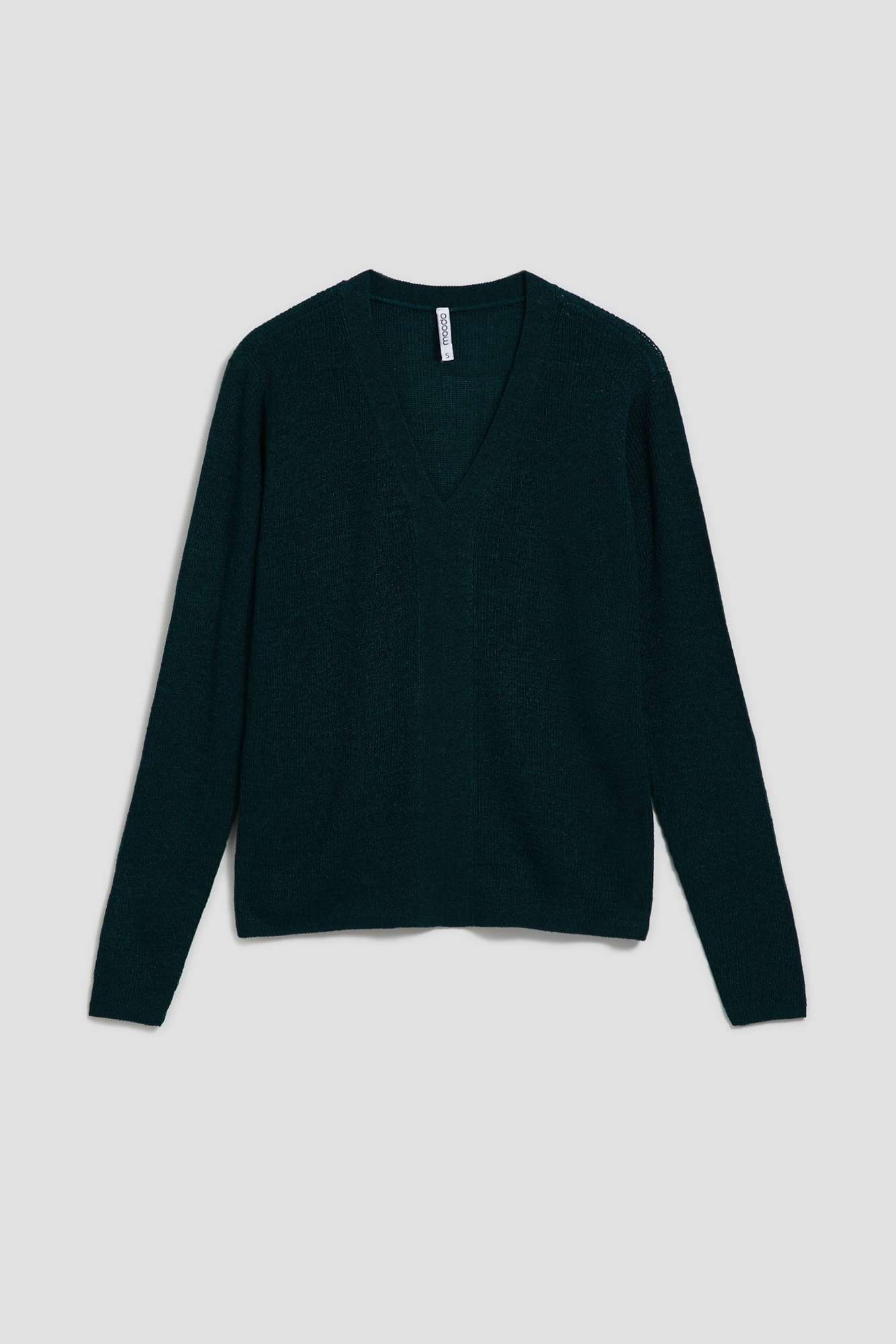 Marisse Fitted V-Neck Sweater In Emerald Green