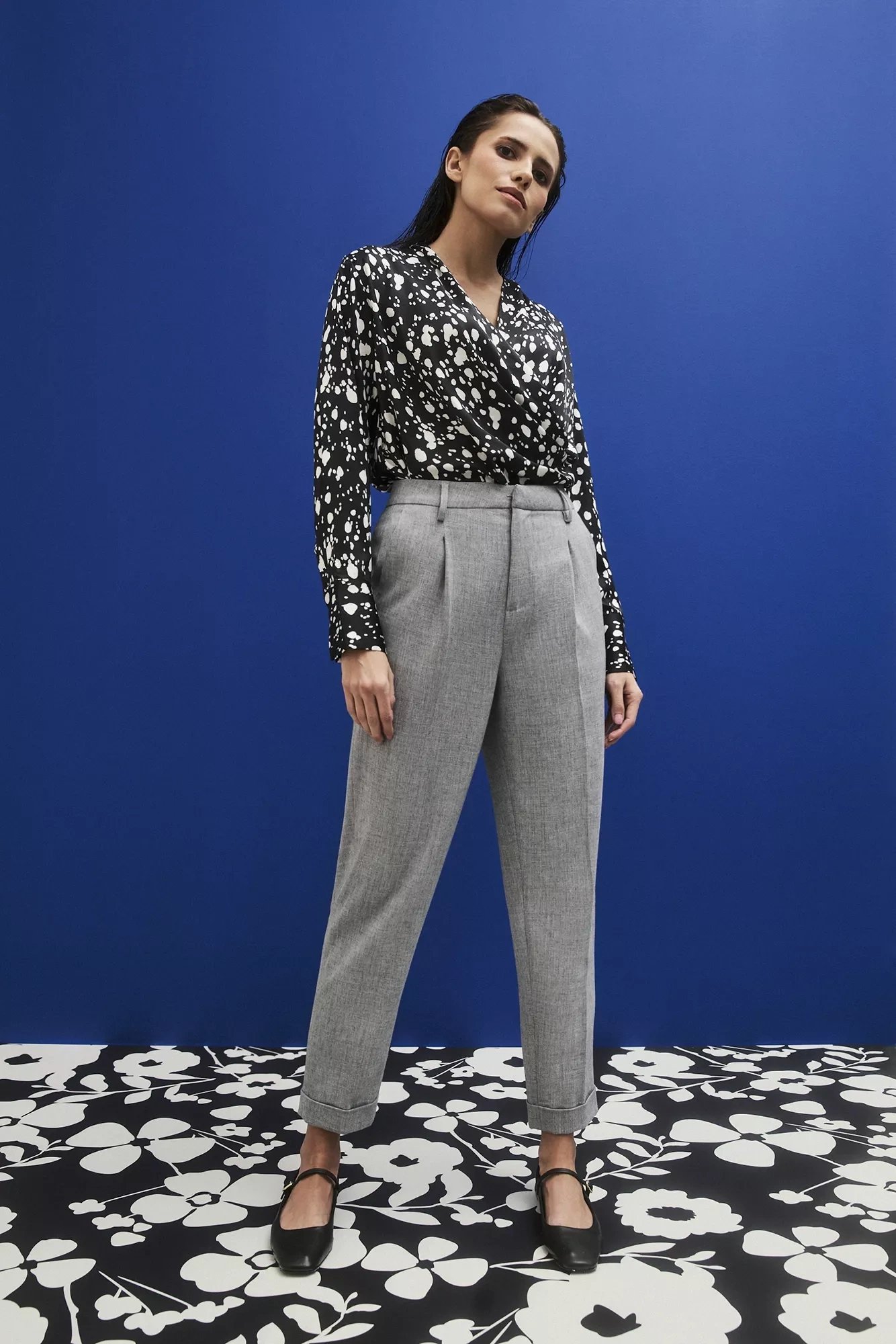 Cropped suit trousers