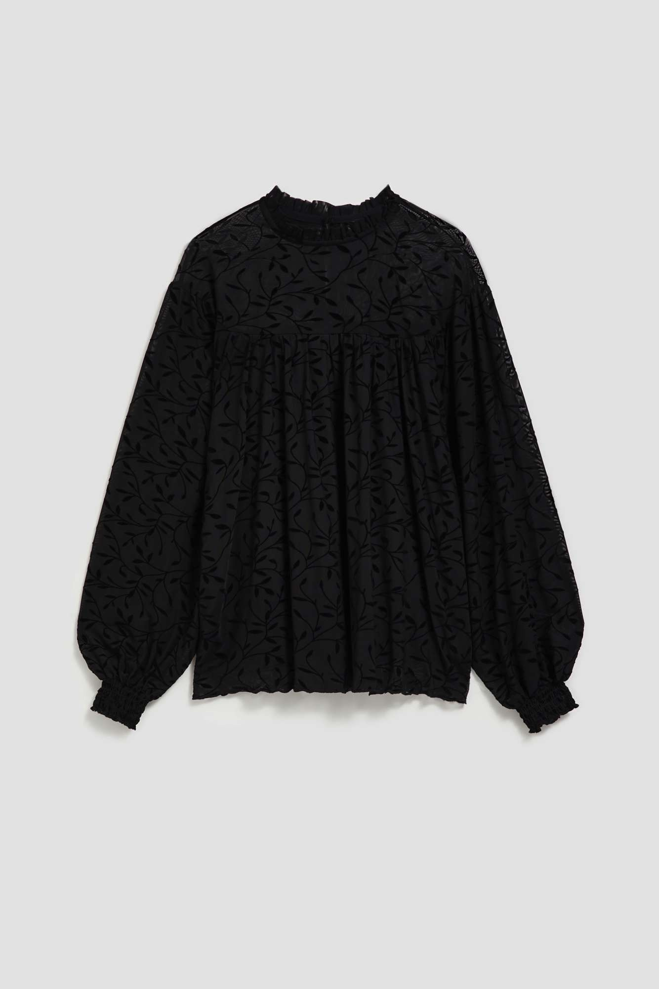 Shirts with fluffy sleeves