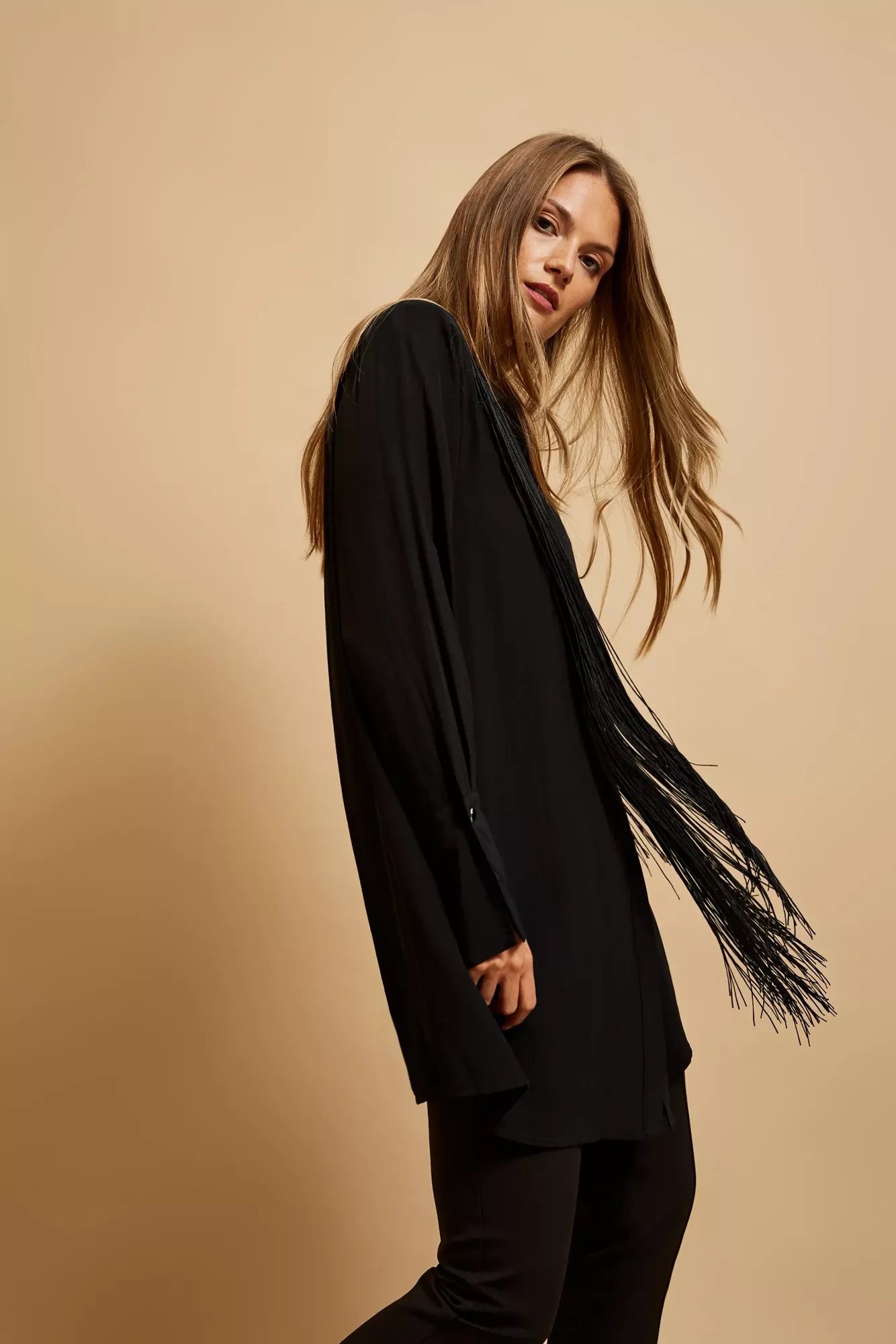 Oversize shirt with fringe