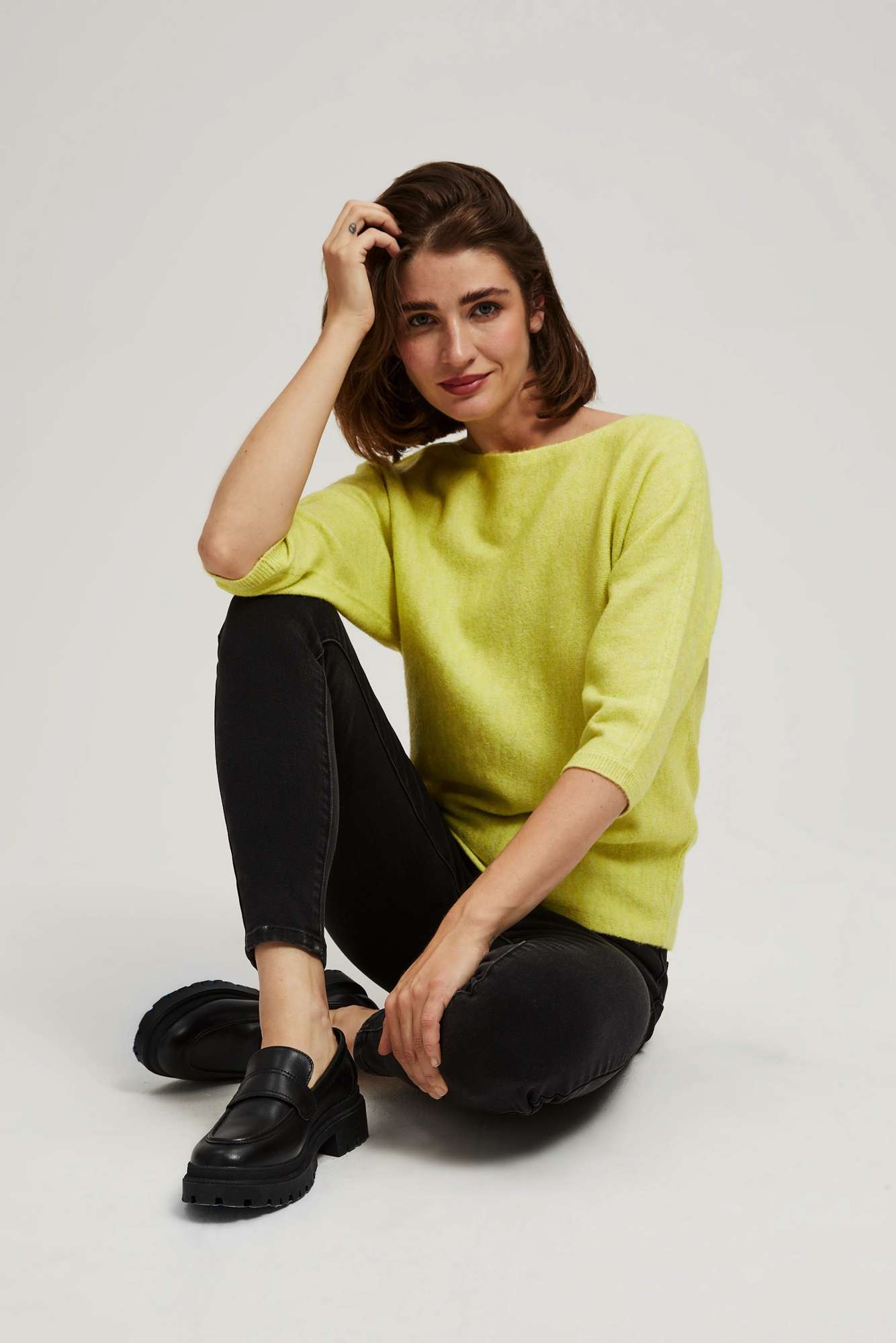 Sweater with 3/4 sleeves