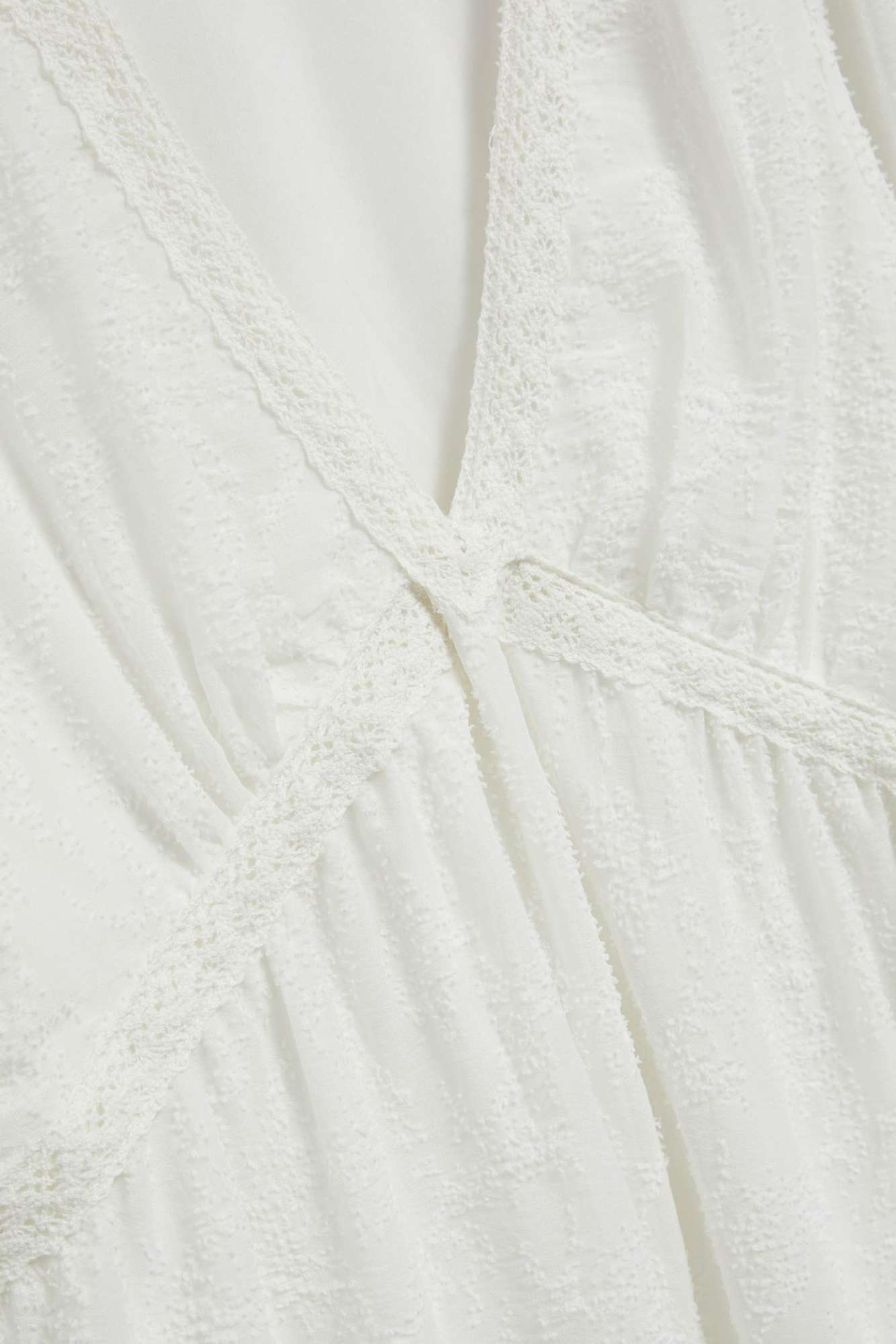 Shirts with fluffy sleeves