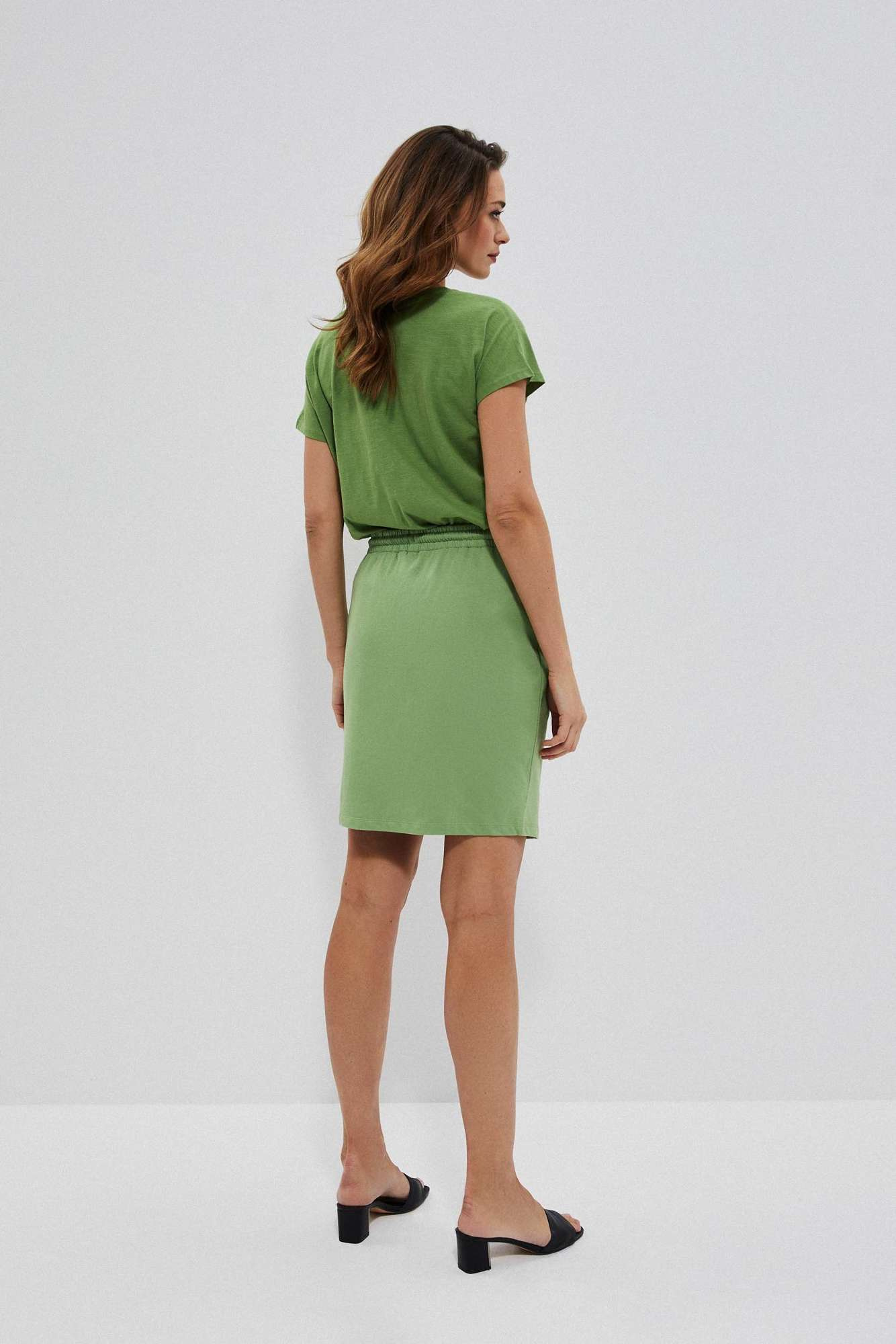 Plain skirt with pockets - green