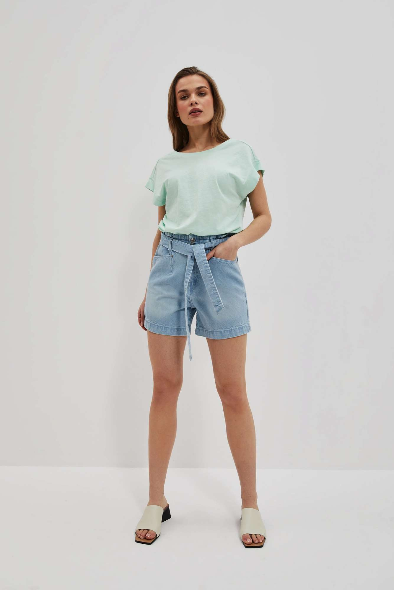 WOMEN&#039;S SHORTS L-SH-4003 L.Blue