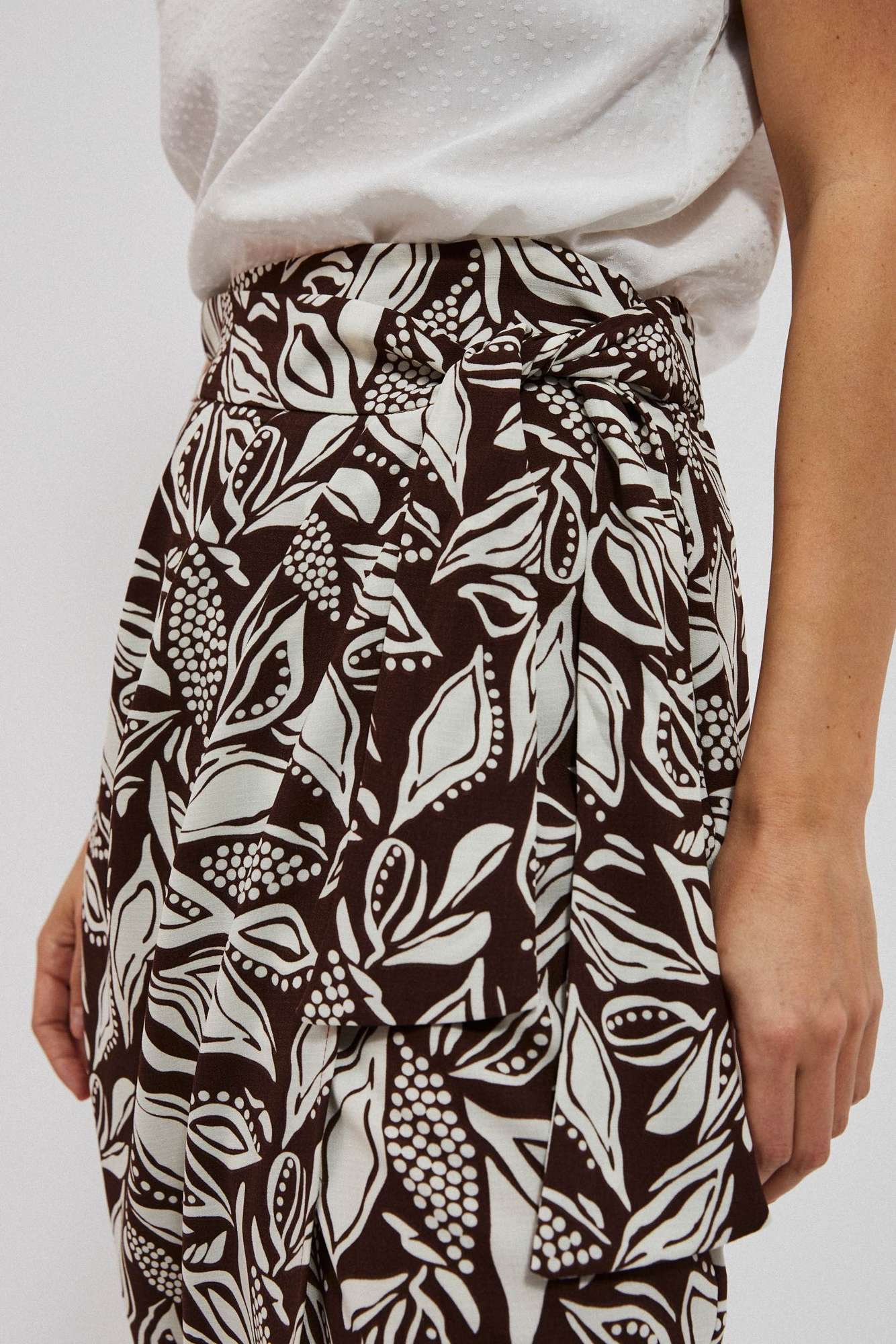 WOMEN&#039;S SKIRT L-SC-4014 D.OAK