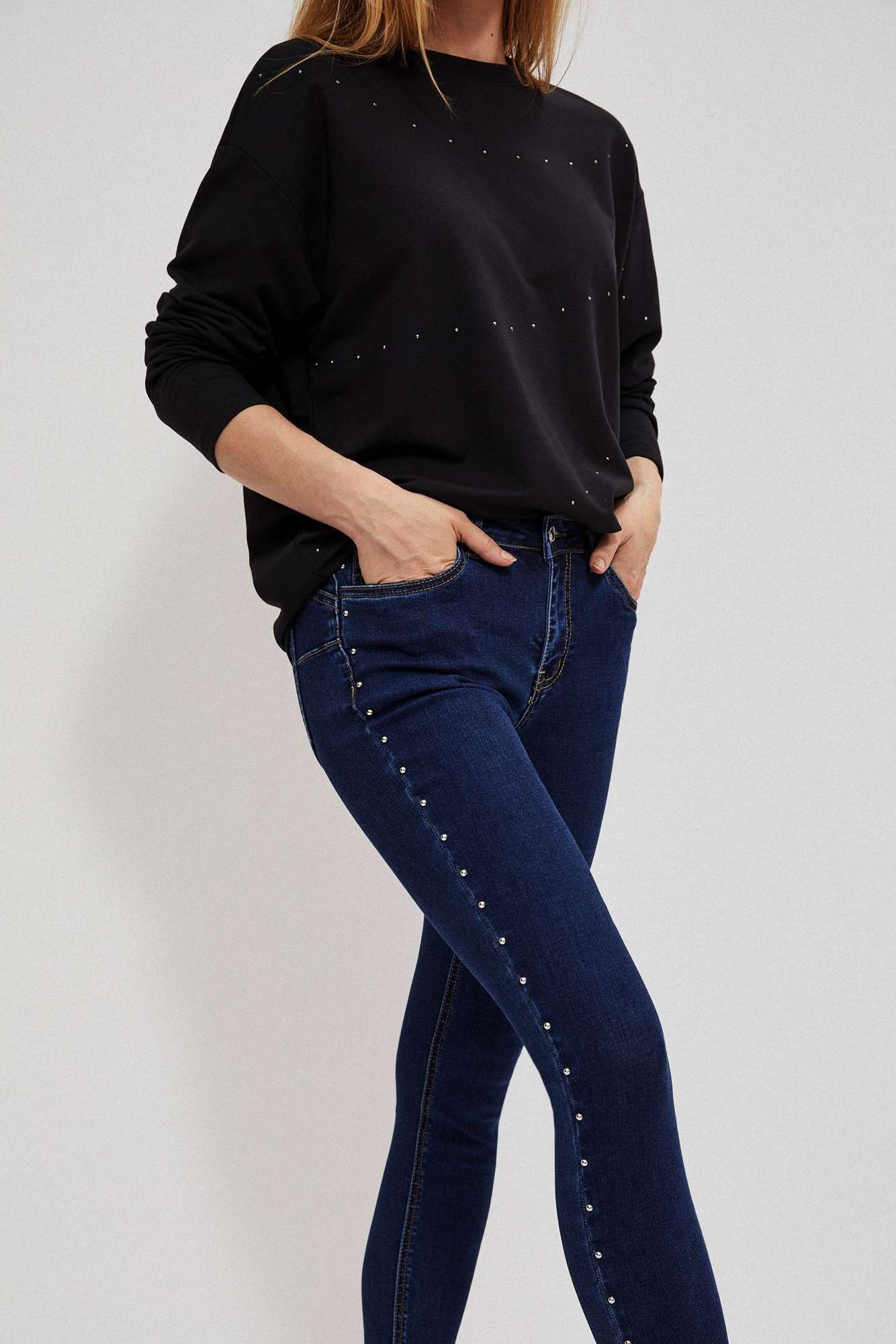 Blugi skinny cu strasuri