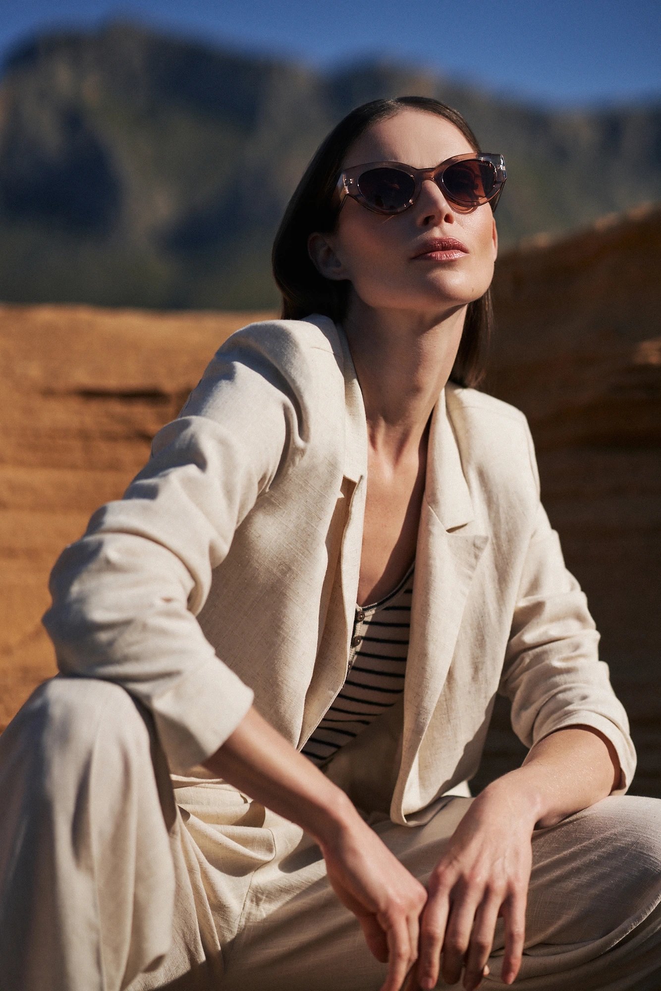 Women&#039;s blazer MOODO - light beige