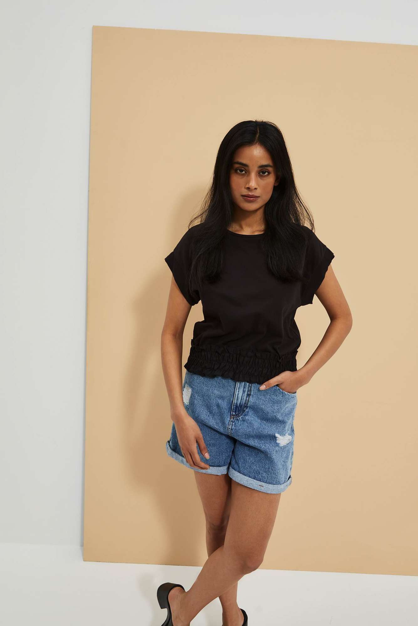 WOMEN'S T-SHIRT L-TS-4090 BLACK