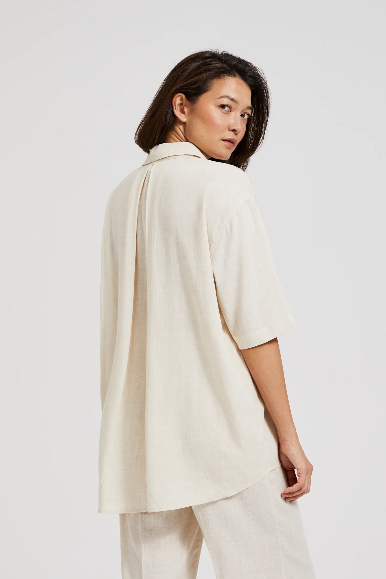 Women's linen shirt MOODO - light beige