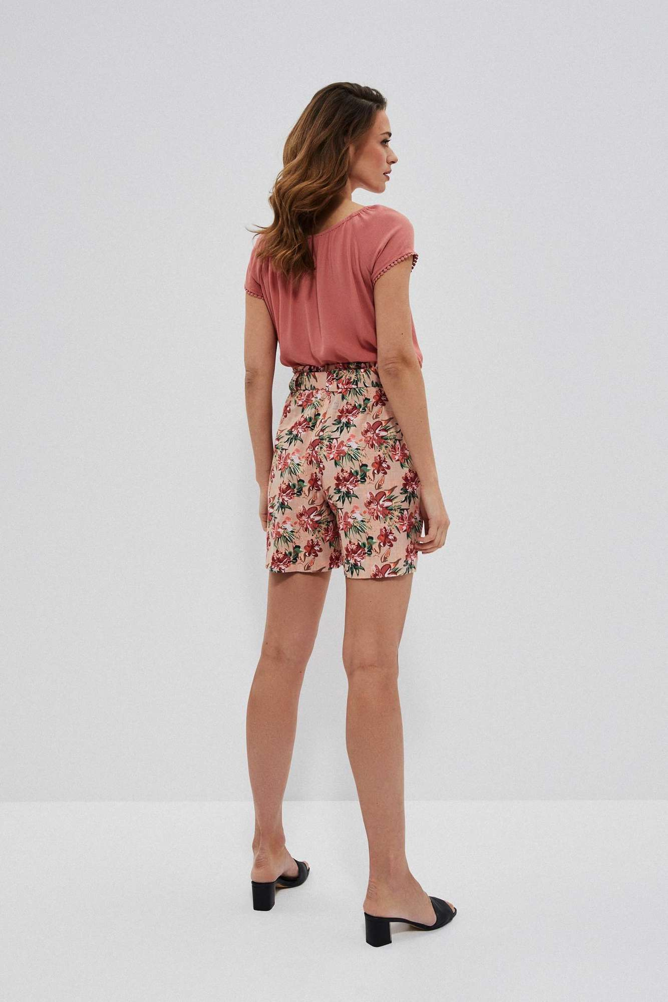 Cotton shorts with flowers