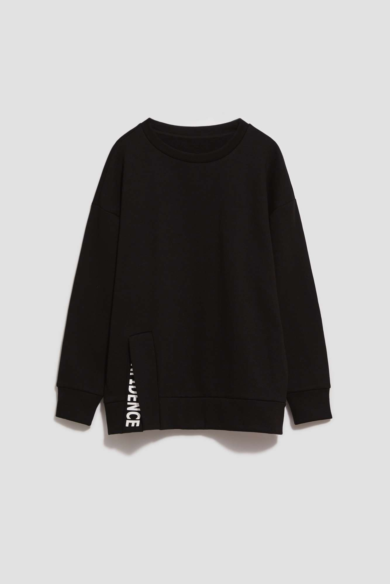 Oversize sweatshirt with a slogan