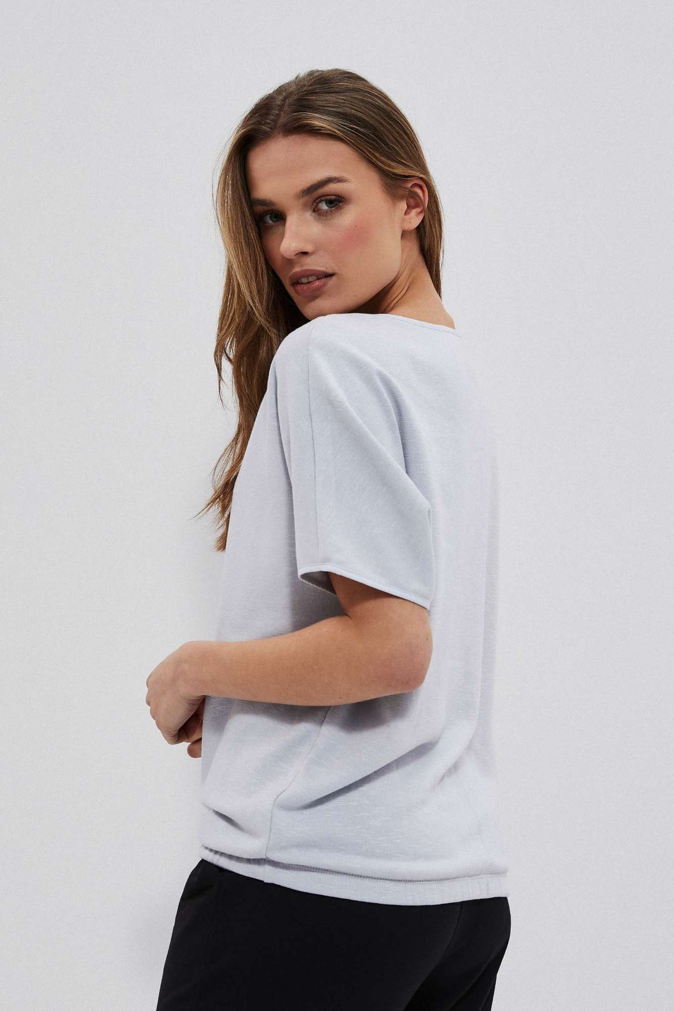 Short-sleeved sweatshirt