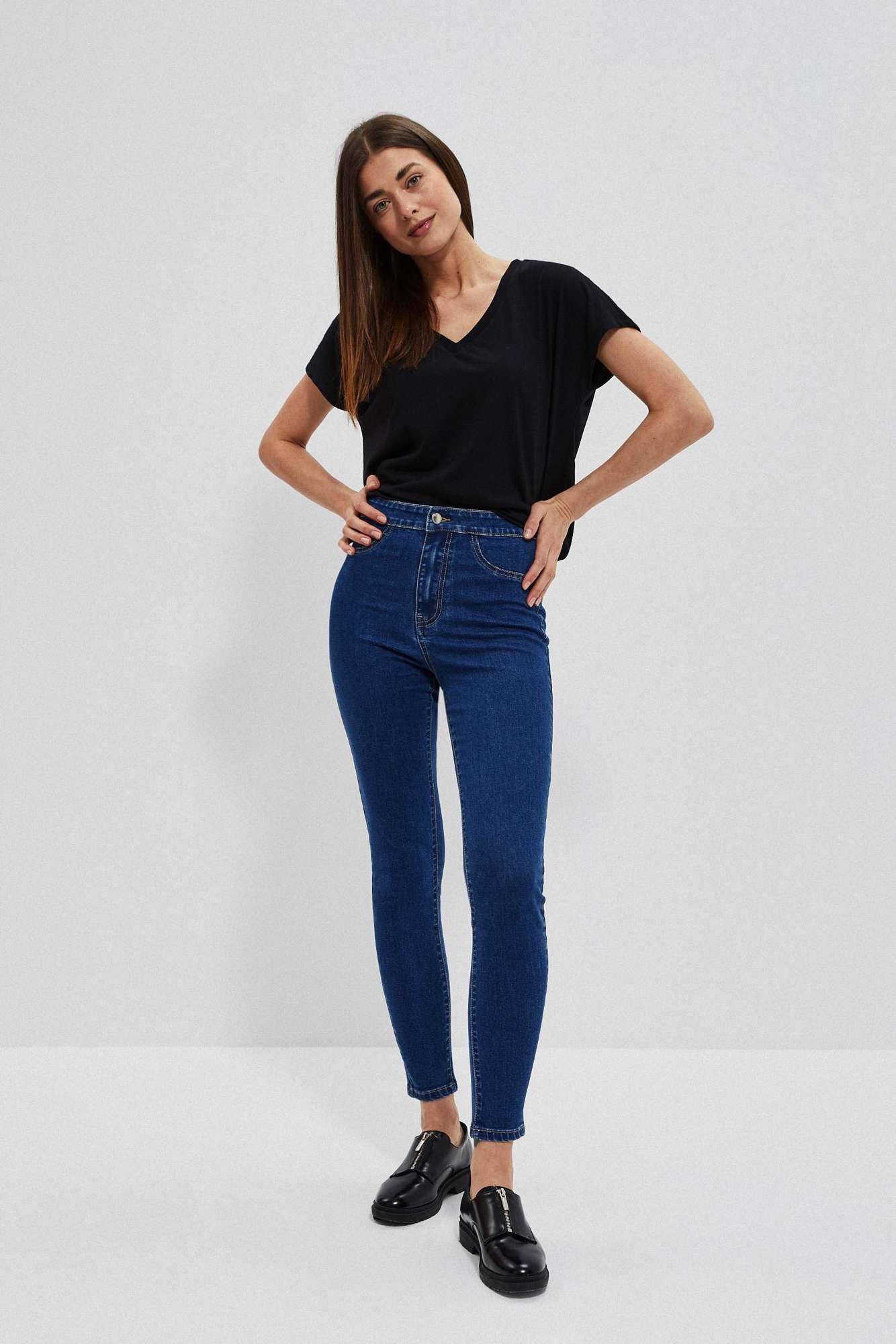 Blugi skinny cu talie înaltă