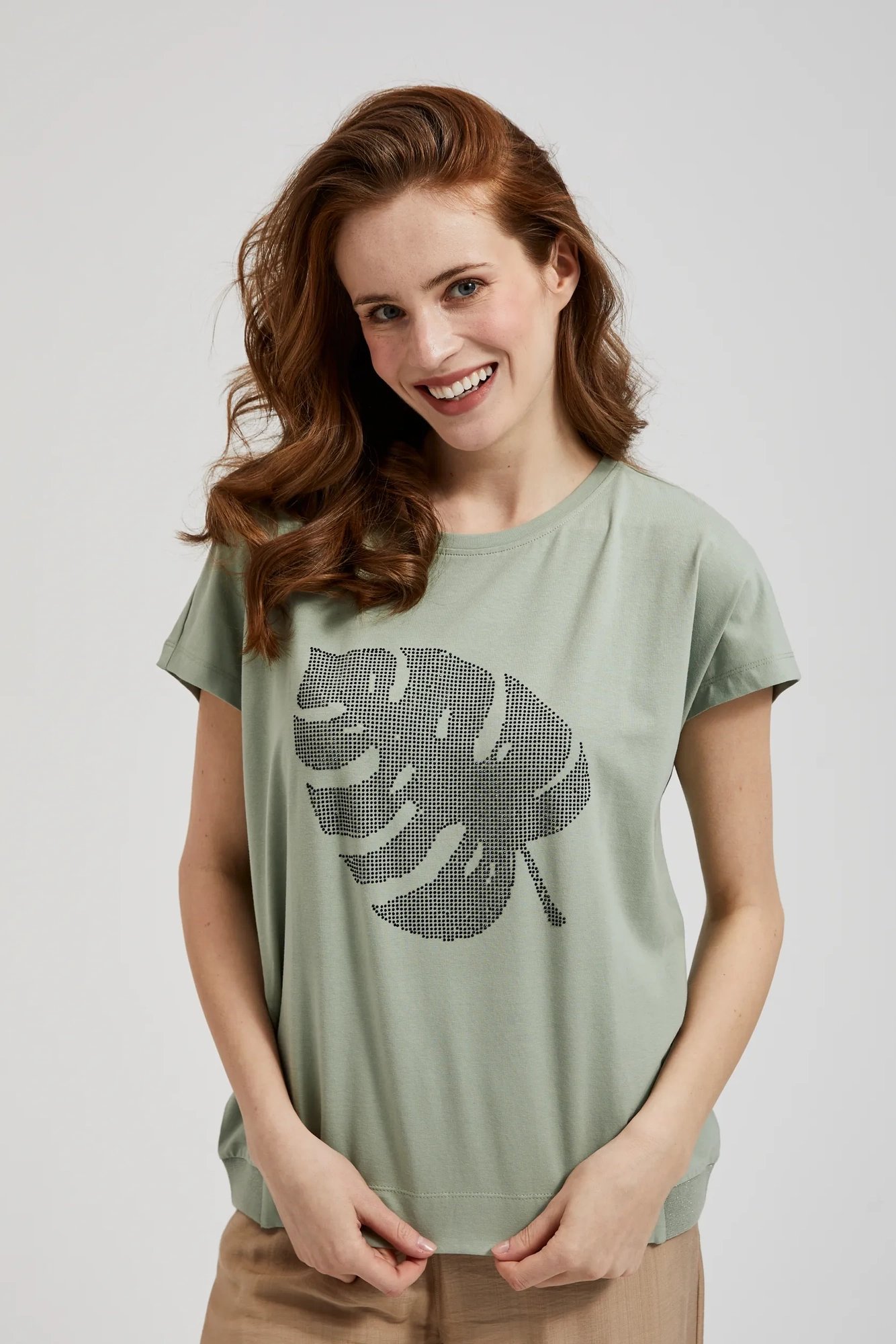 Women's T-shirt with MOODO print - olive