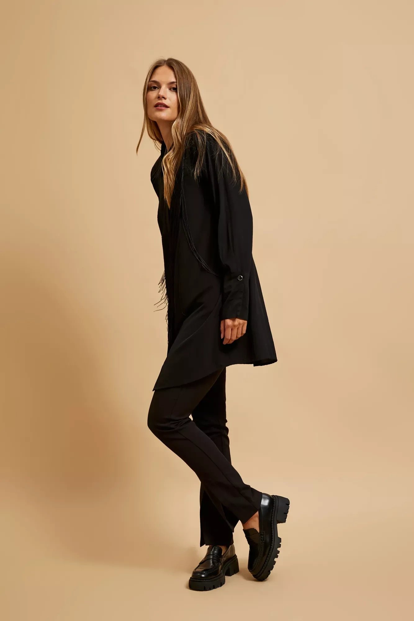 Oversize shirt with fringe