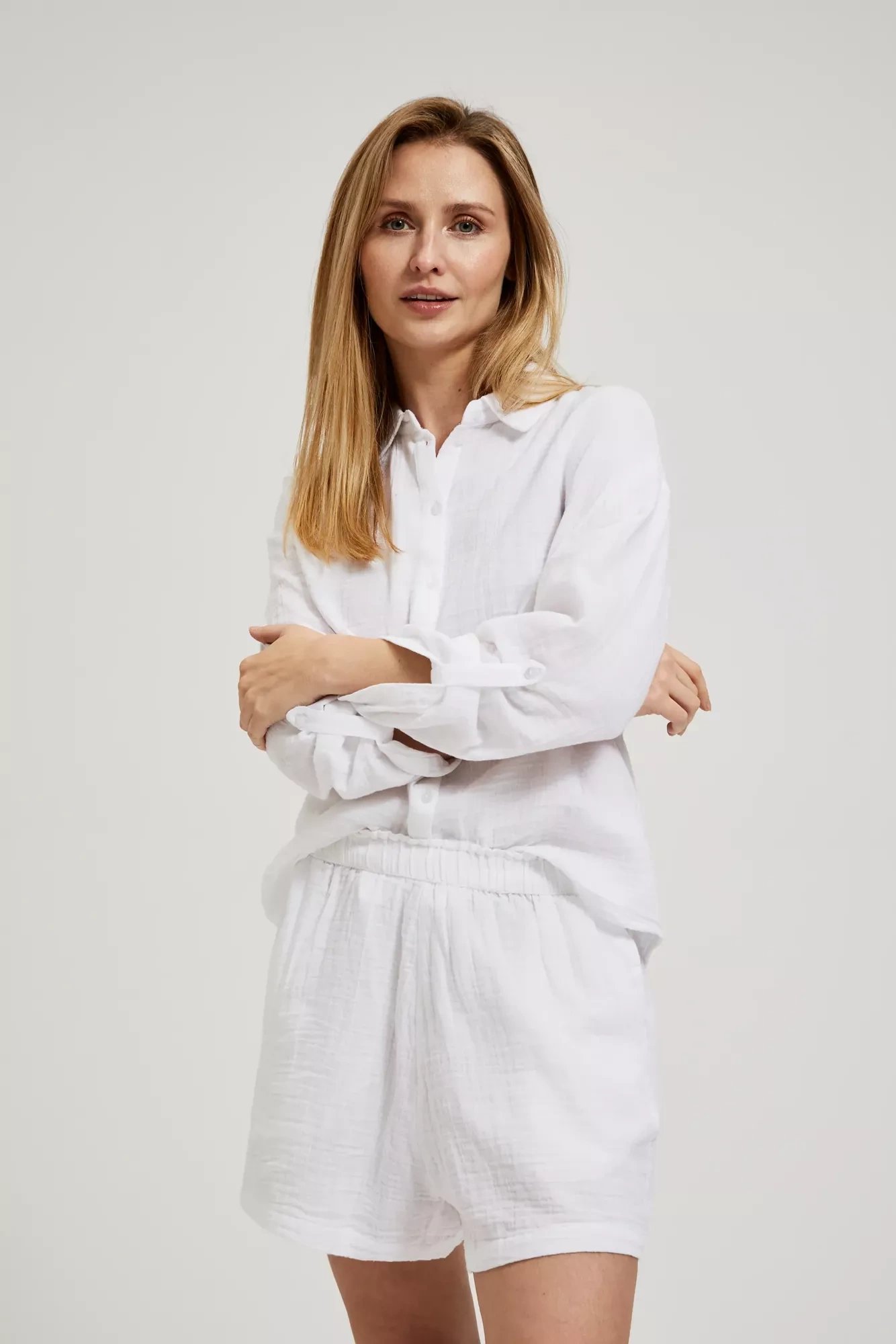 Women&#039;s Linen Shorts MOODO - White