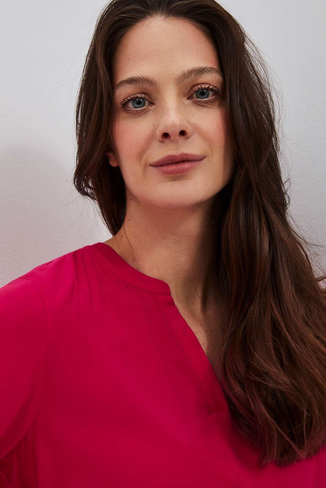 WOMEN'S SHIRT L-KO-4032 STRAWBERRY