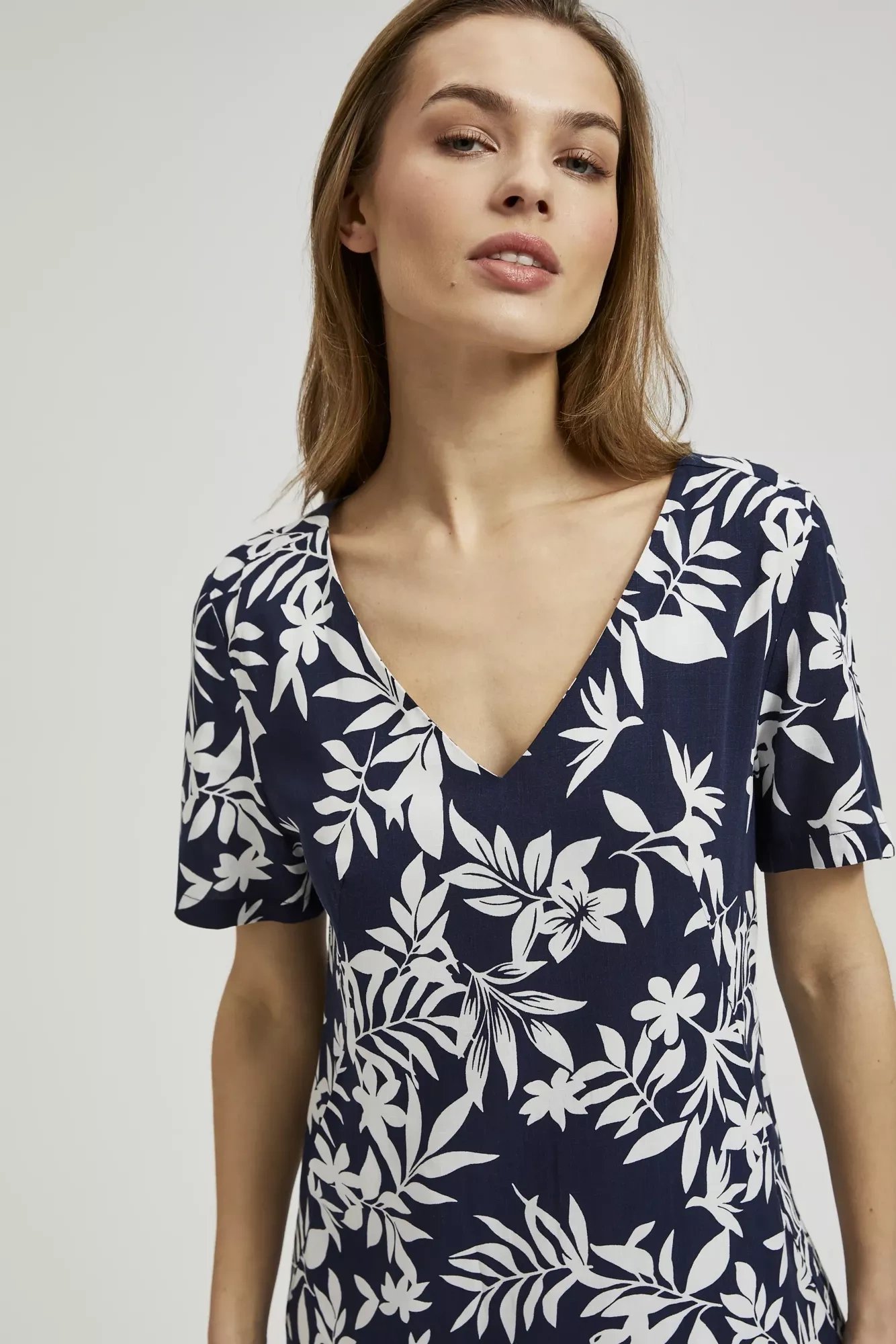 Women's dress MOODO - navy blue, floral pattern