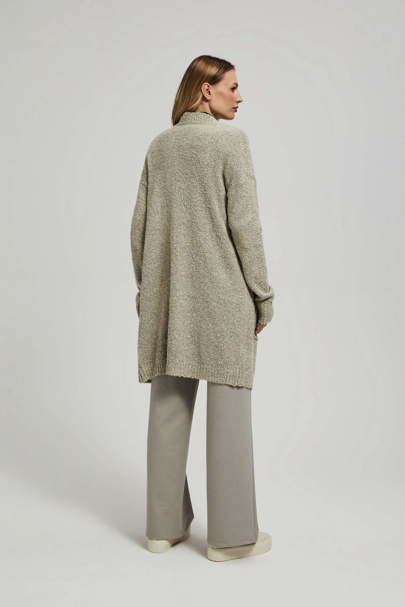 Long cardigan with pockets