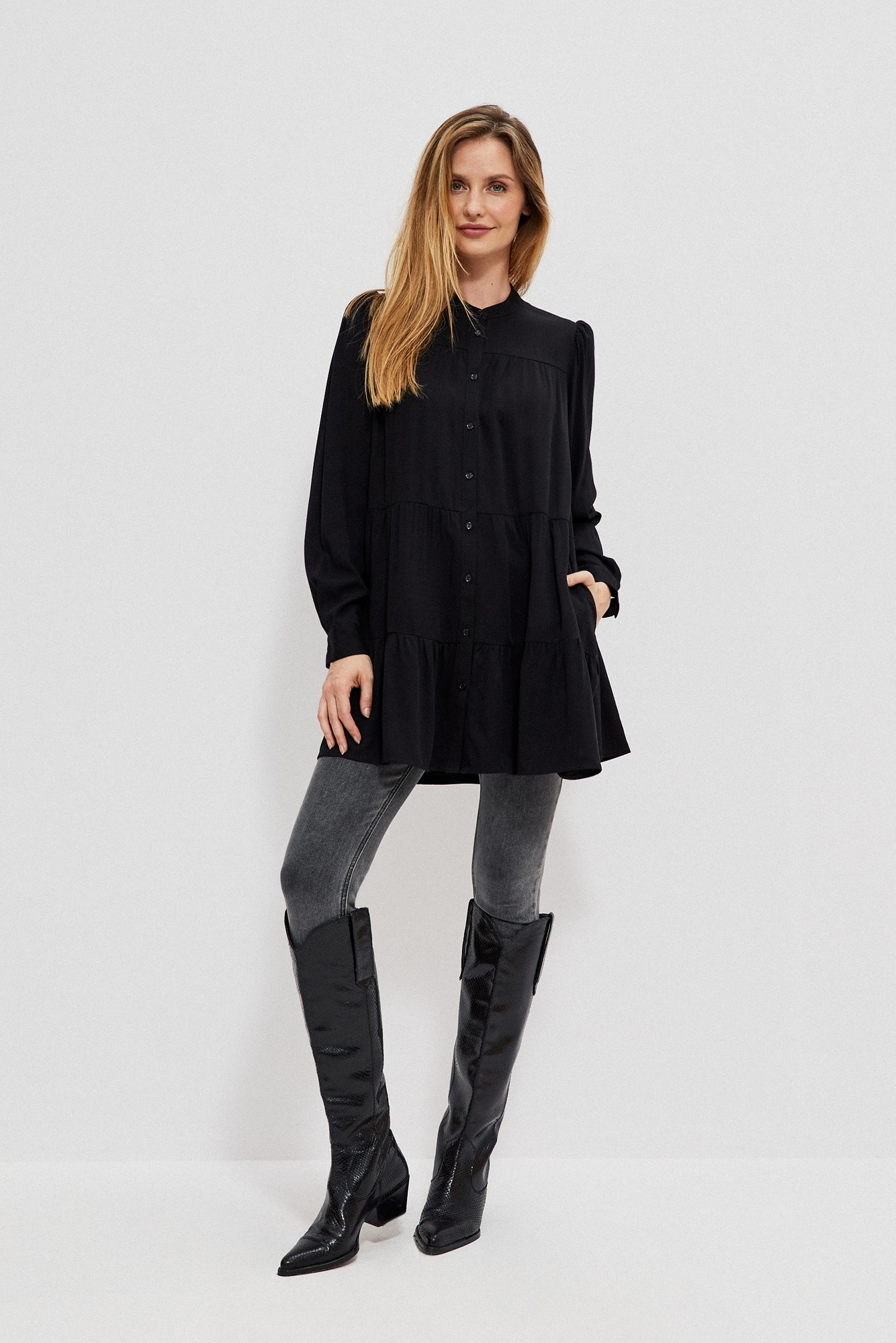 Camasa dama, Moodo Black