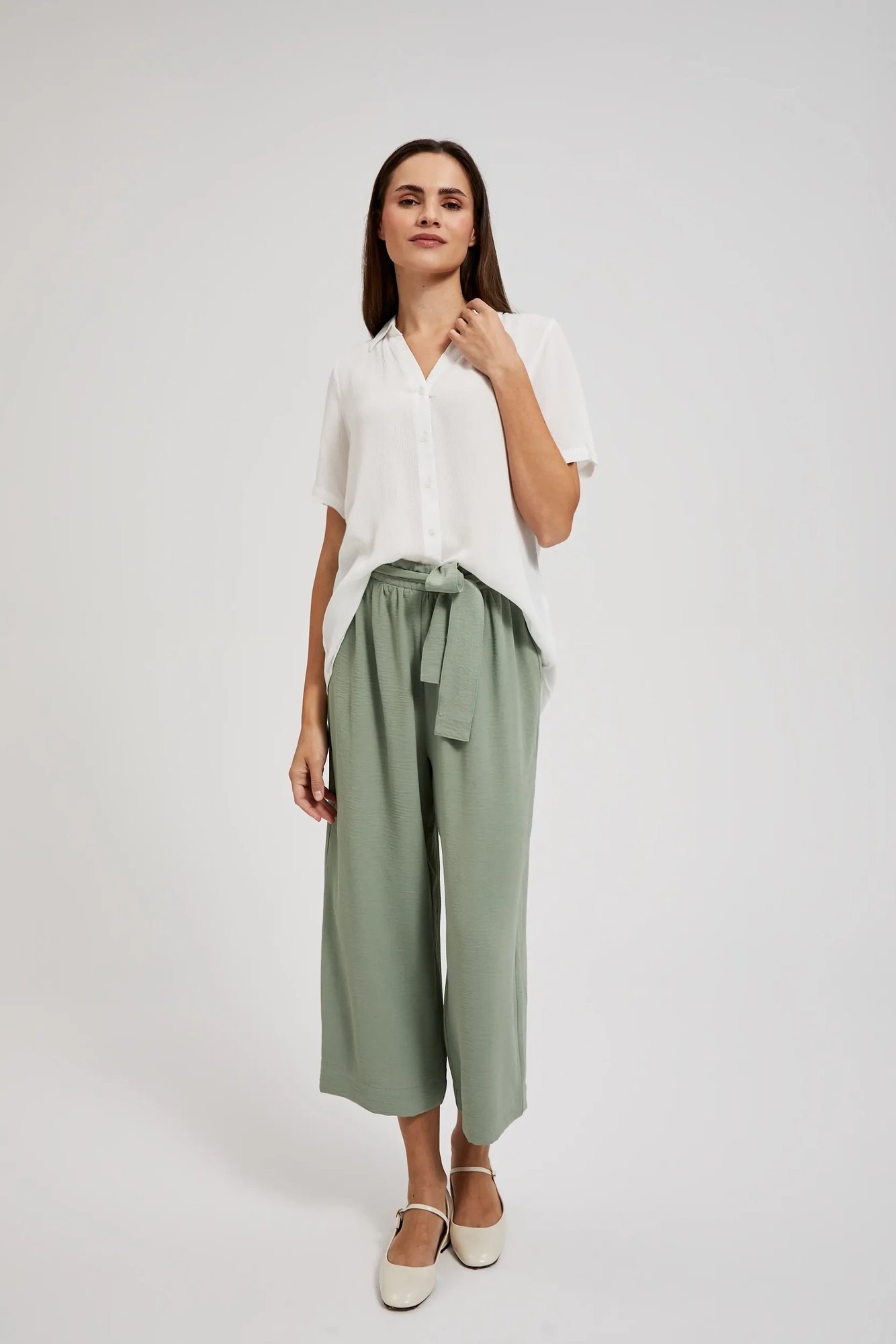 Women's shirt with collar MOODO - white