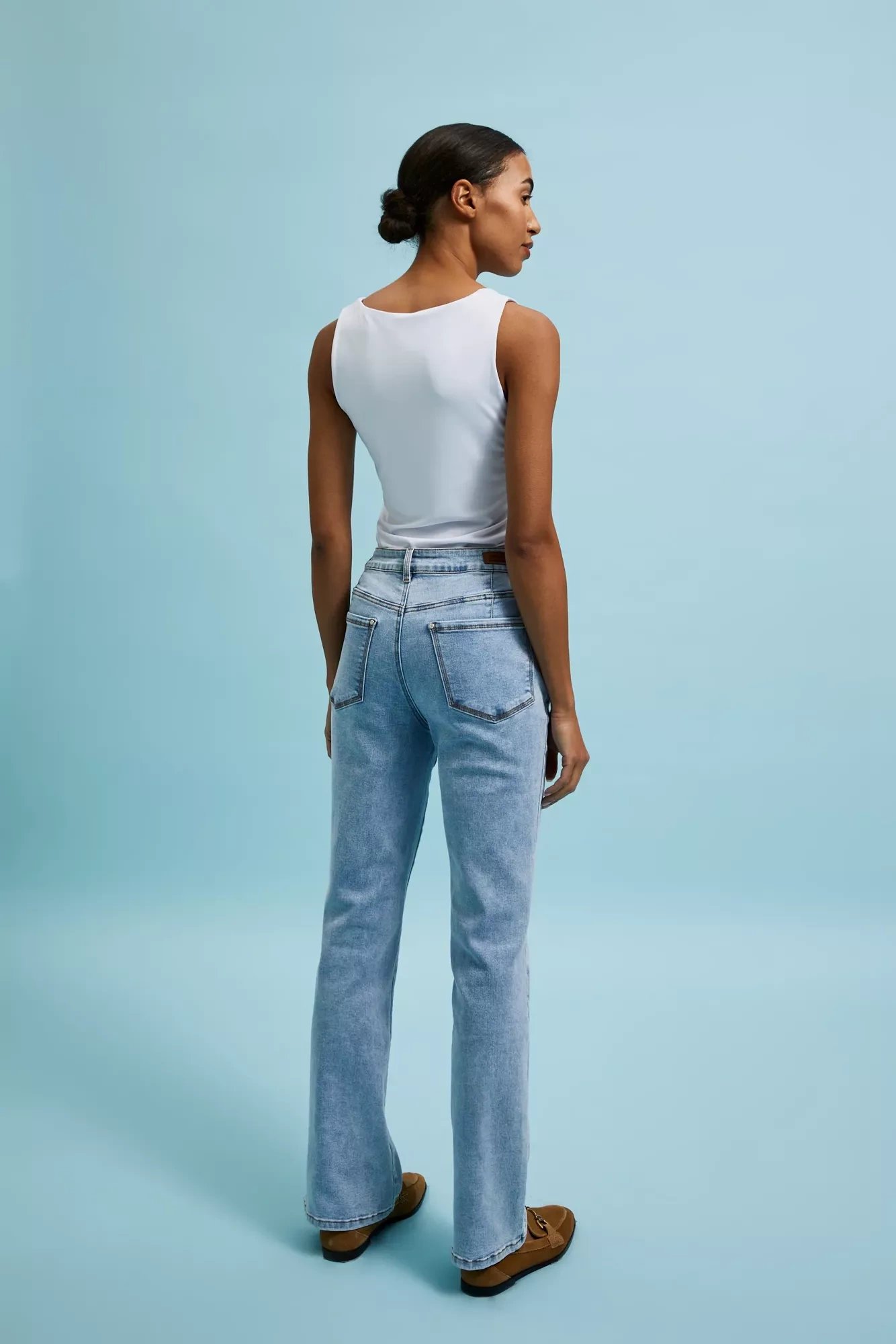Women's blue jeans