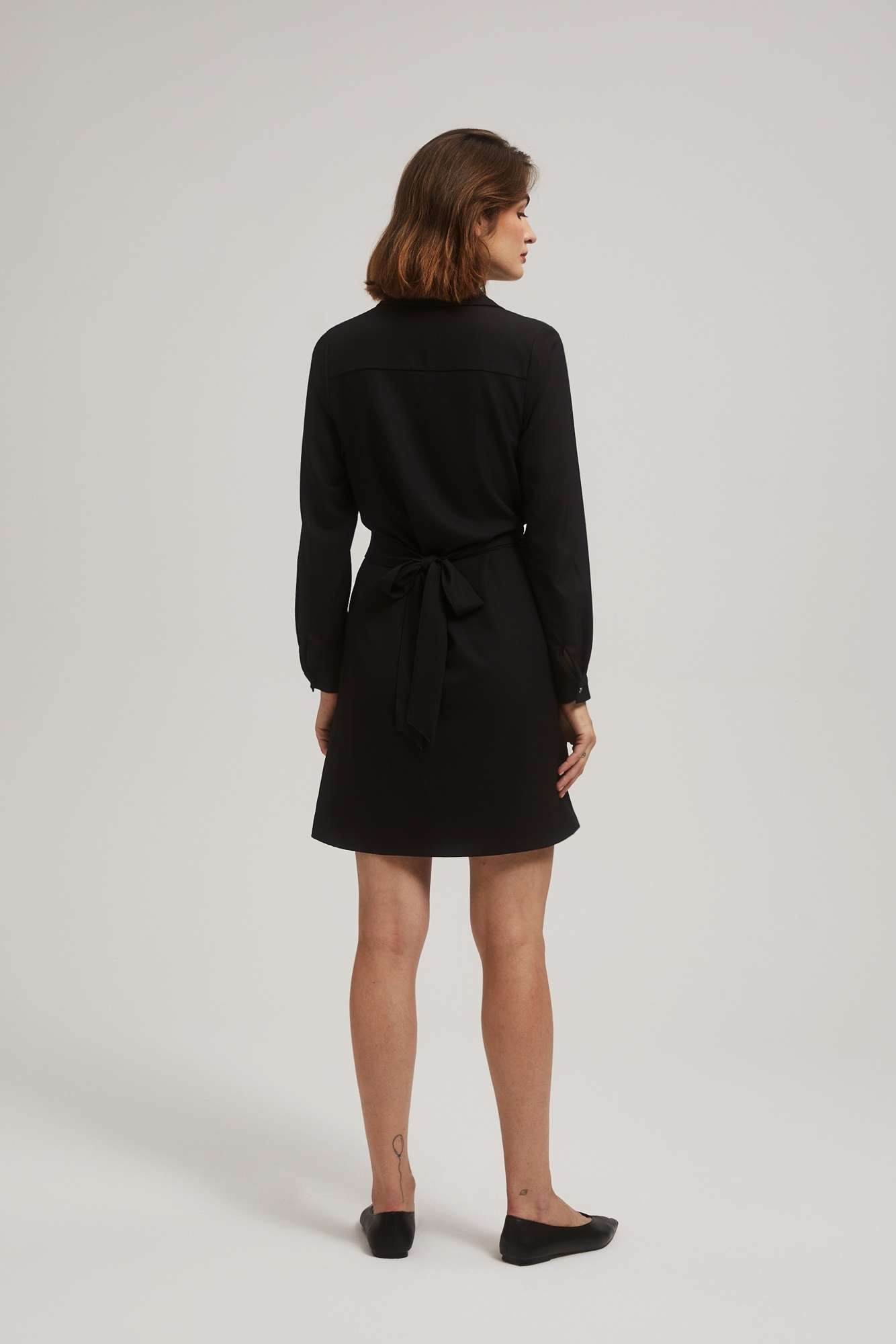 Shirt dress with belt