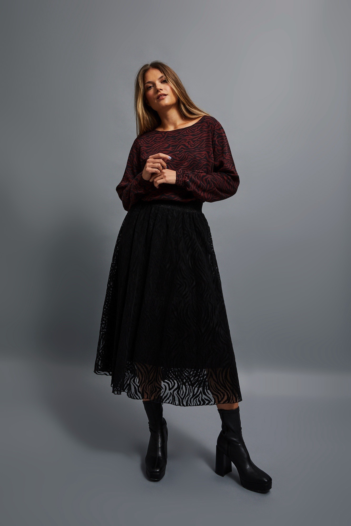 Flared midi skirt